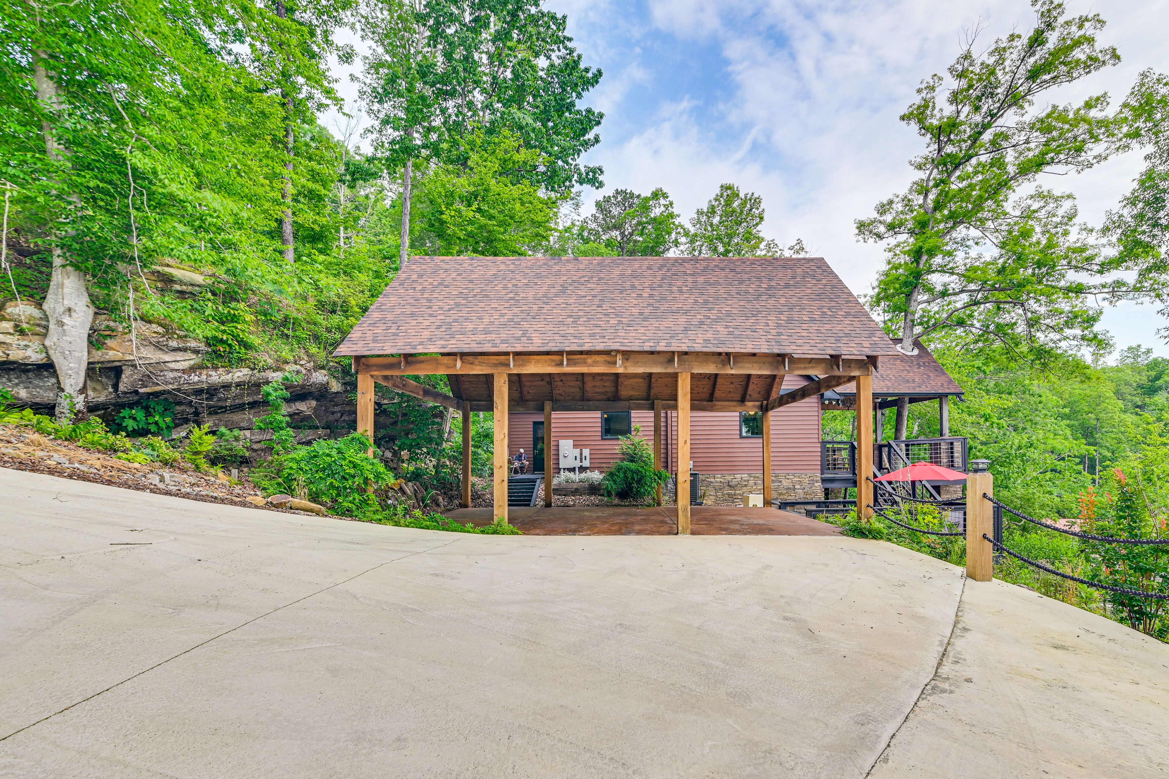 Parking | Carport (2 Vehicles) | Shared Driveway (2 Vehicles)