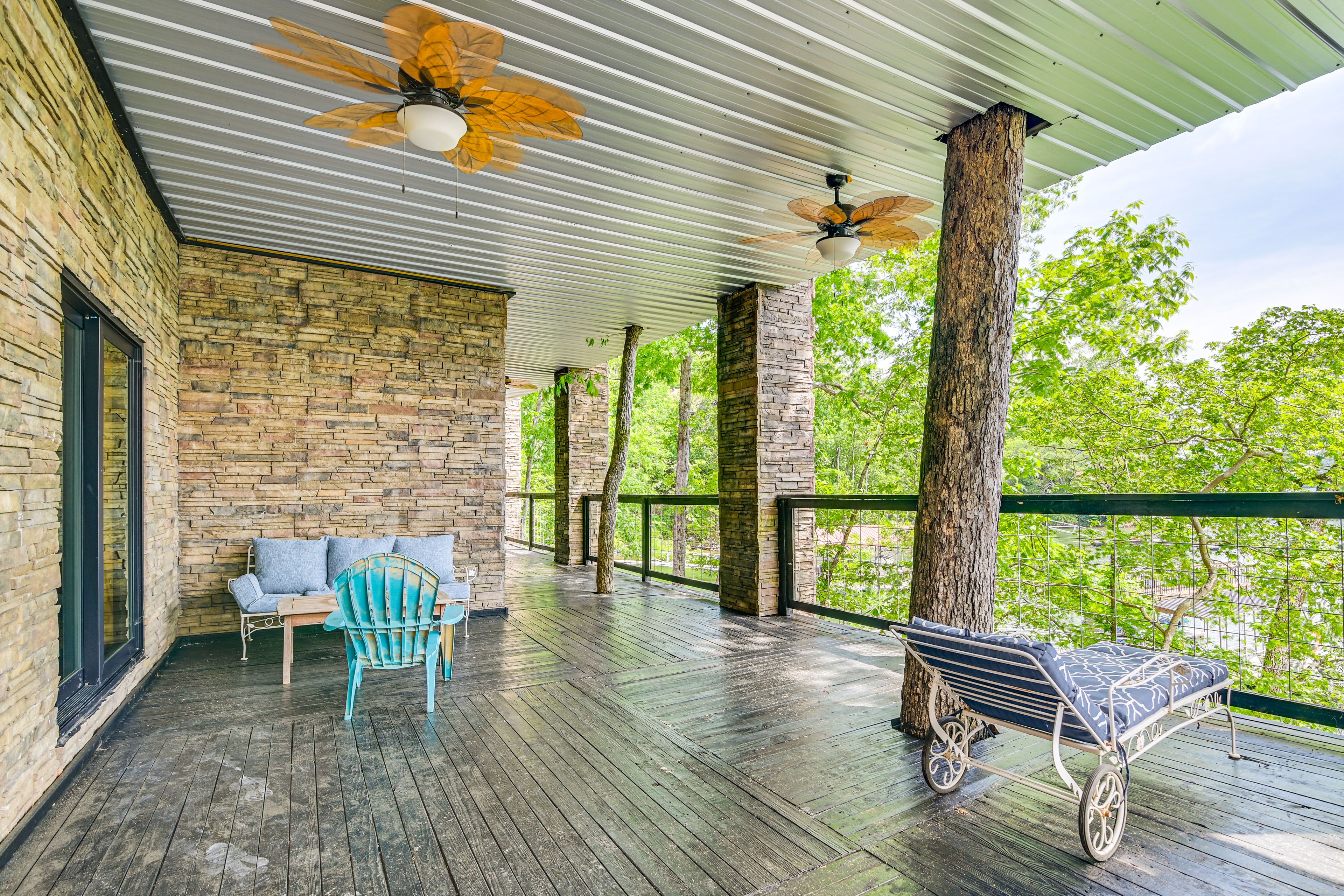 Lower-Level Deck | Access From Den