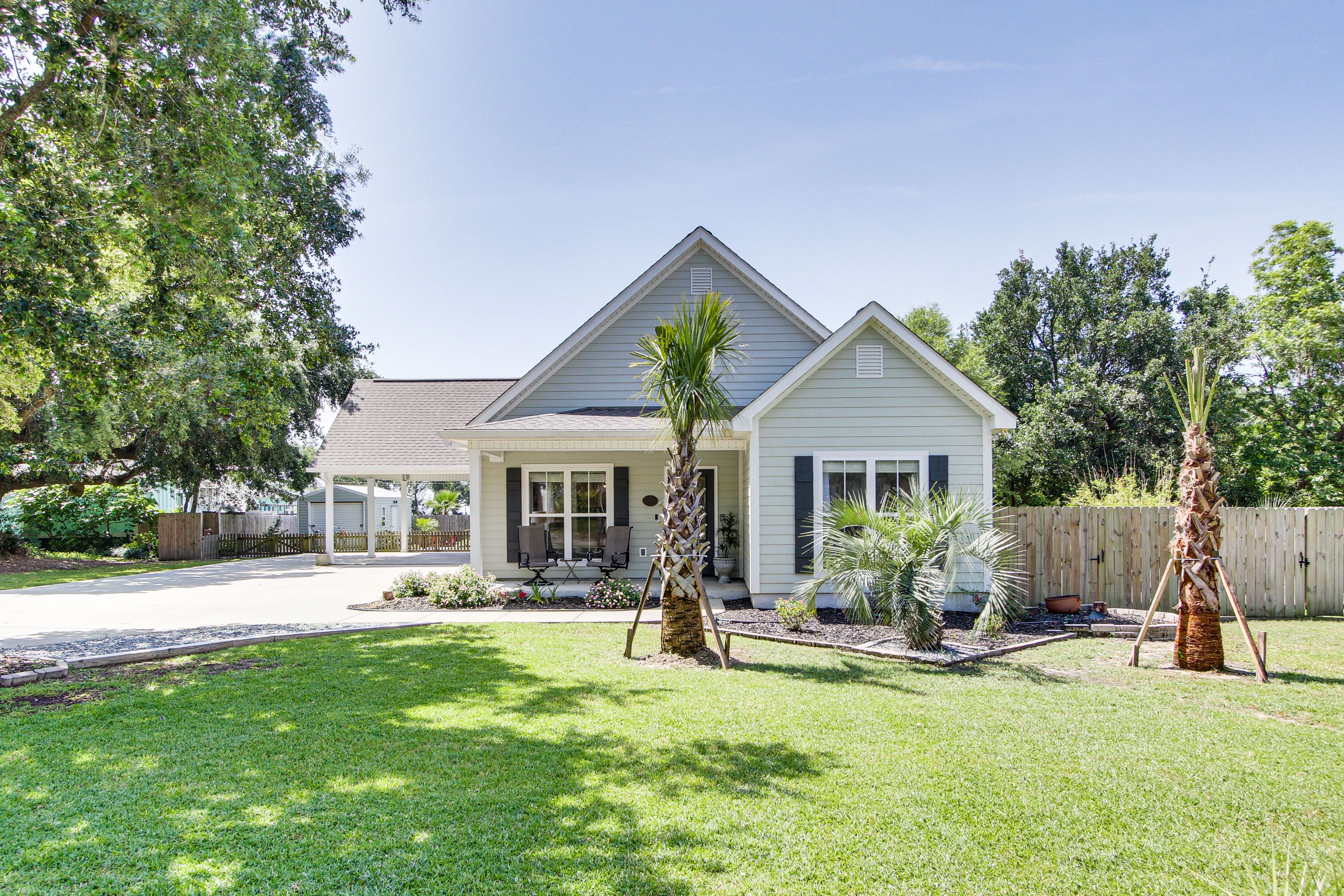 Property Exterior | Single-Story Home