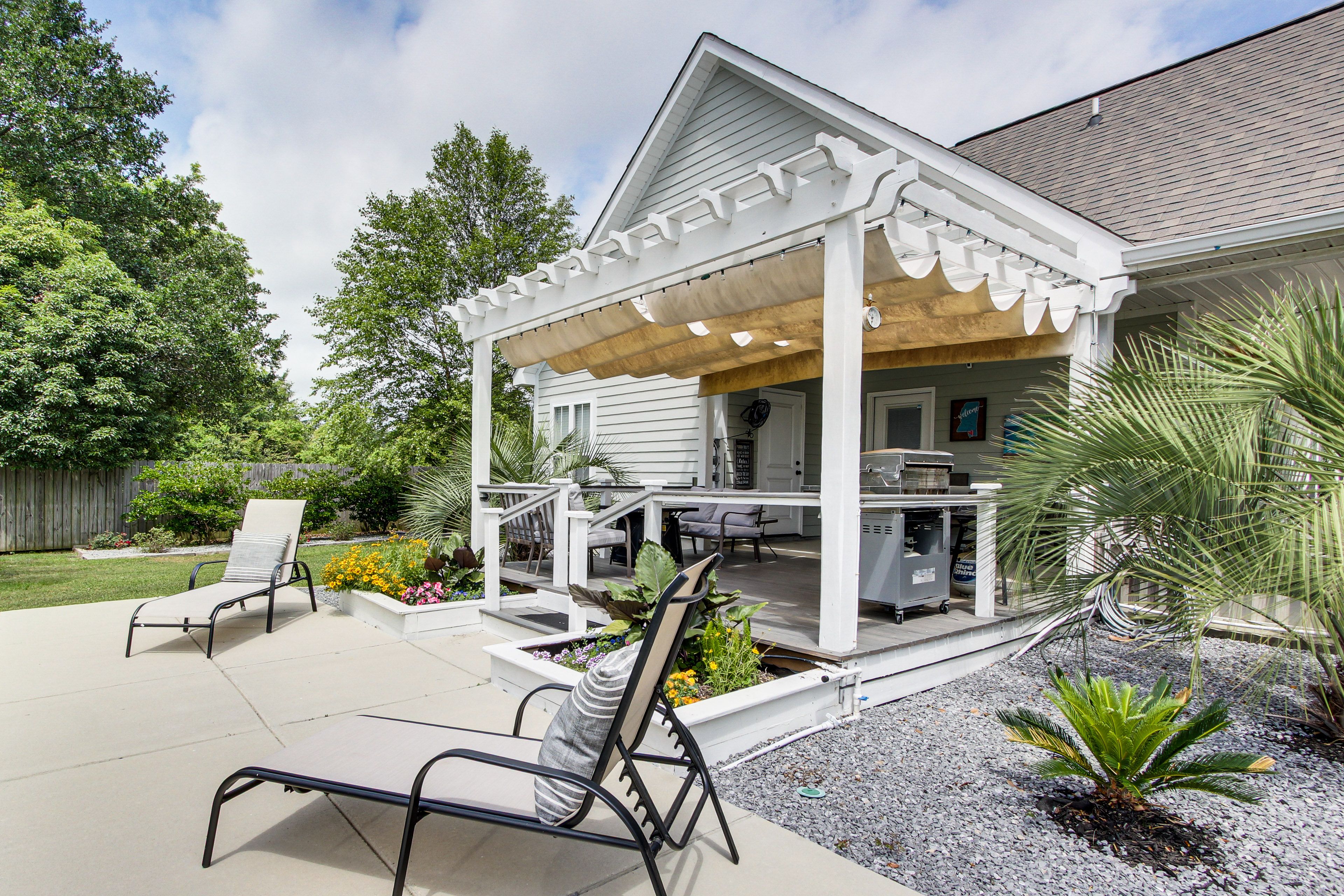 Outdoor Space | Propane Fire Pit