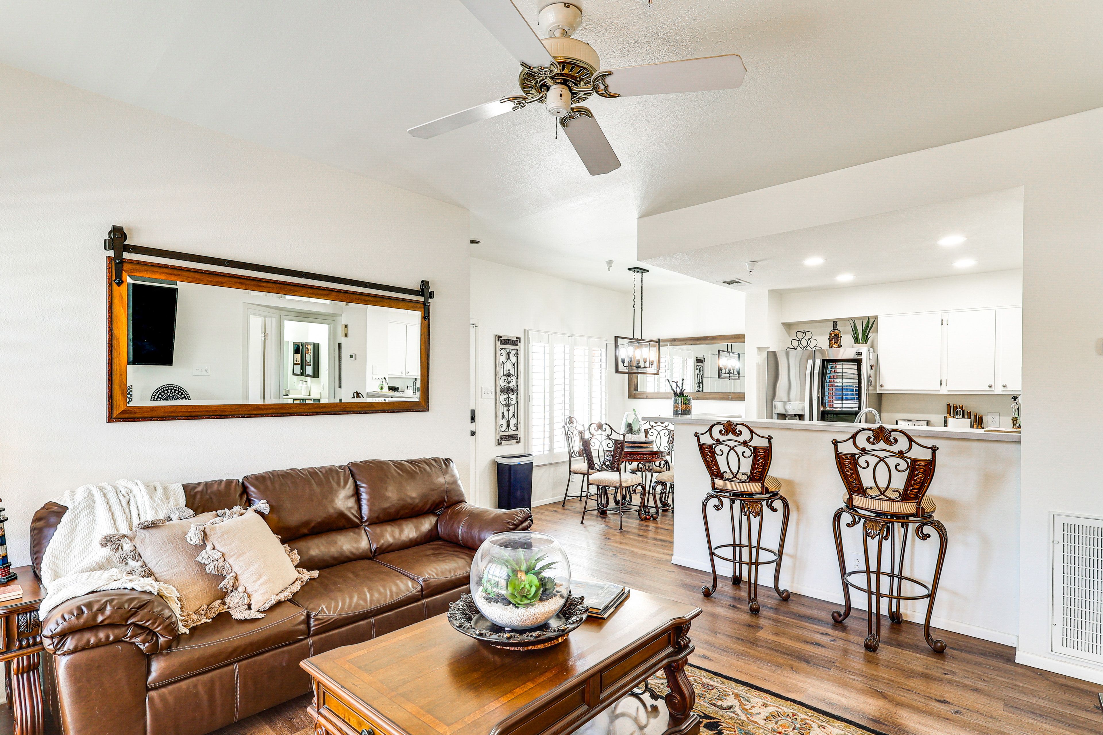 Living Room | Central A/C | Free WiFi | Queen Sleeper Sofa