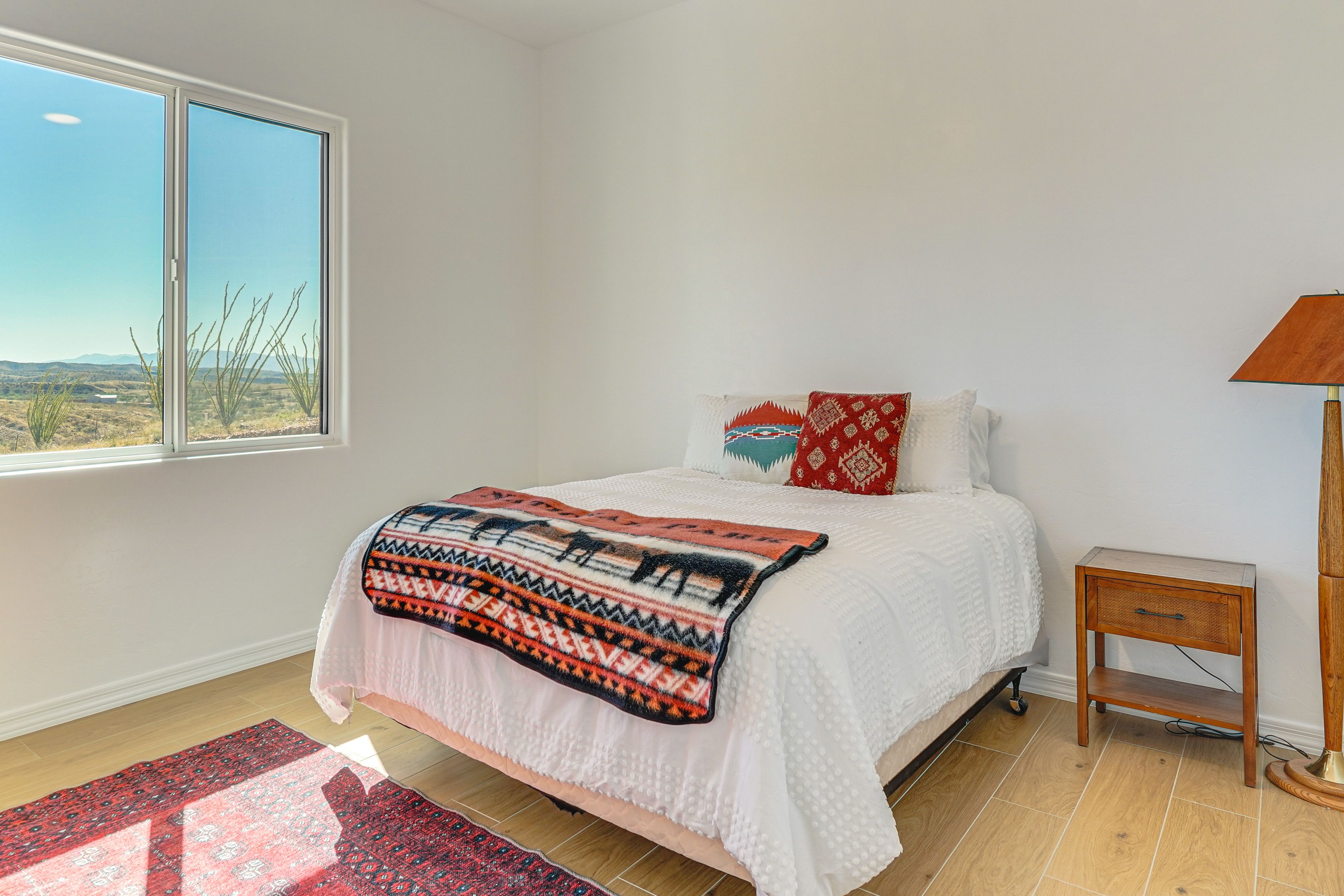 Bedroom 2 | Queen Bed | Smart TV