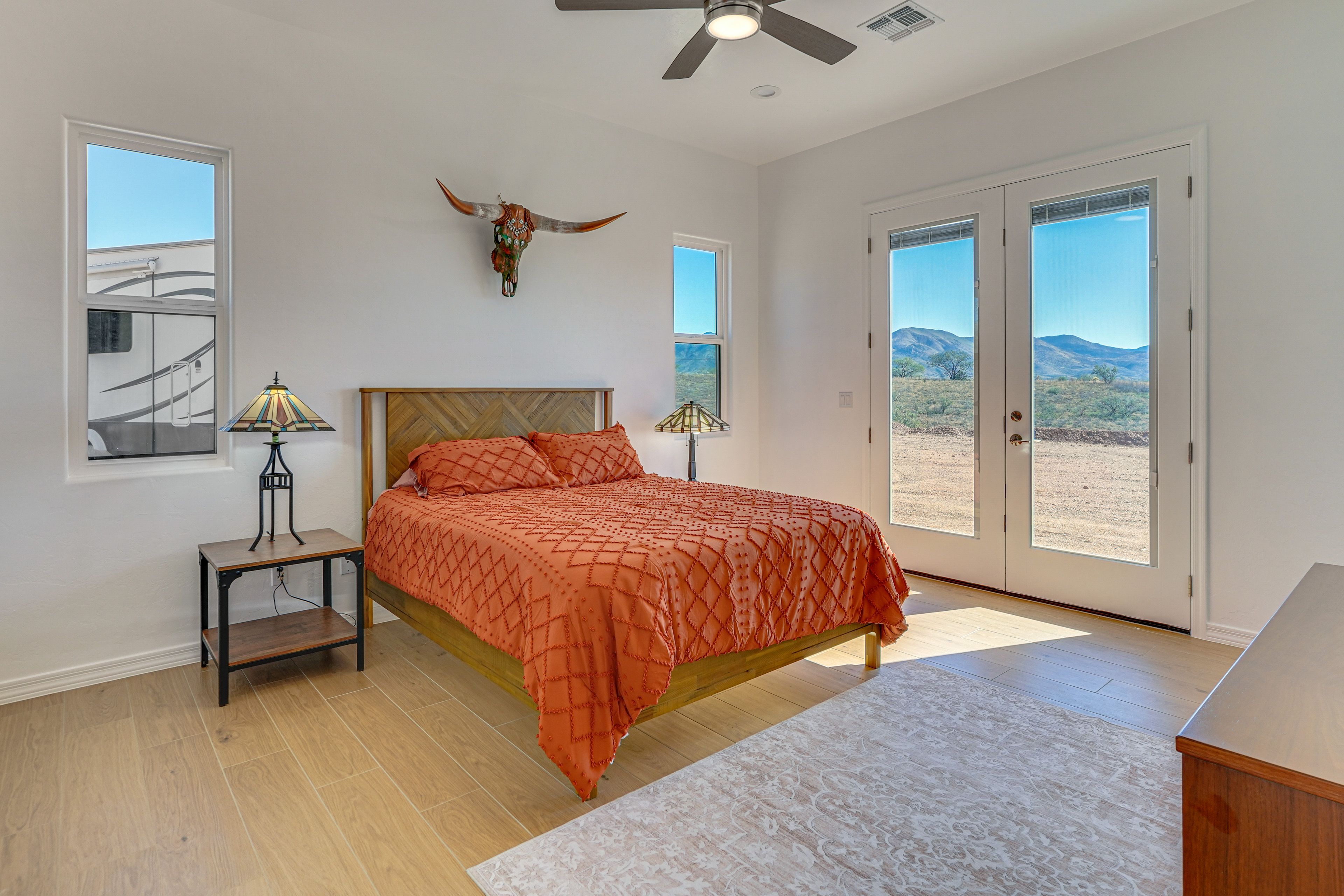 Bedroom 1 | Queen Bed | Smart TV