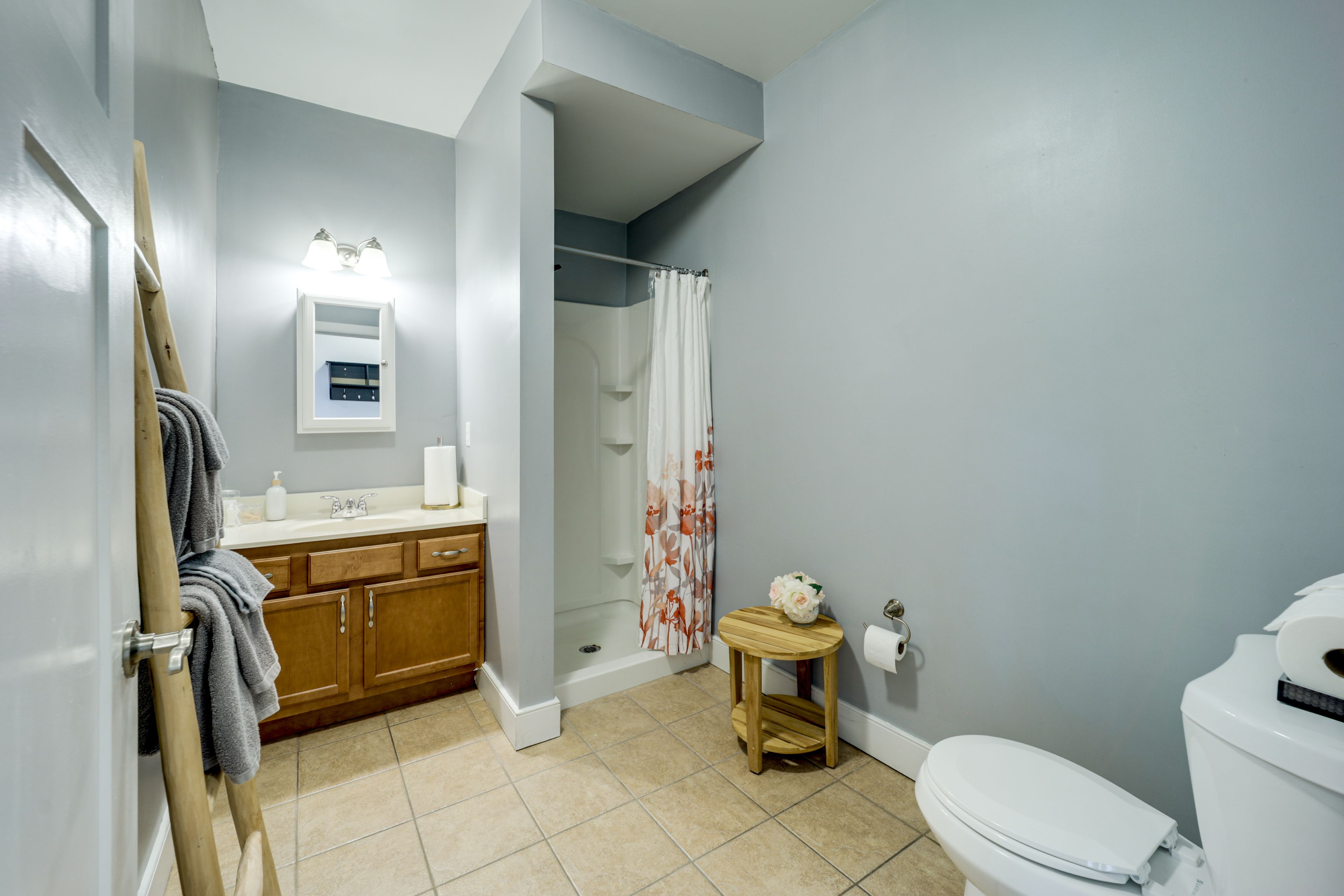 Bathroom | 1st Floor