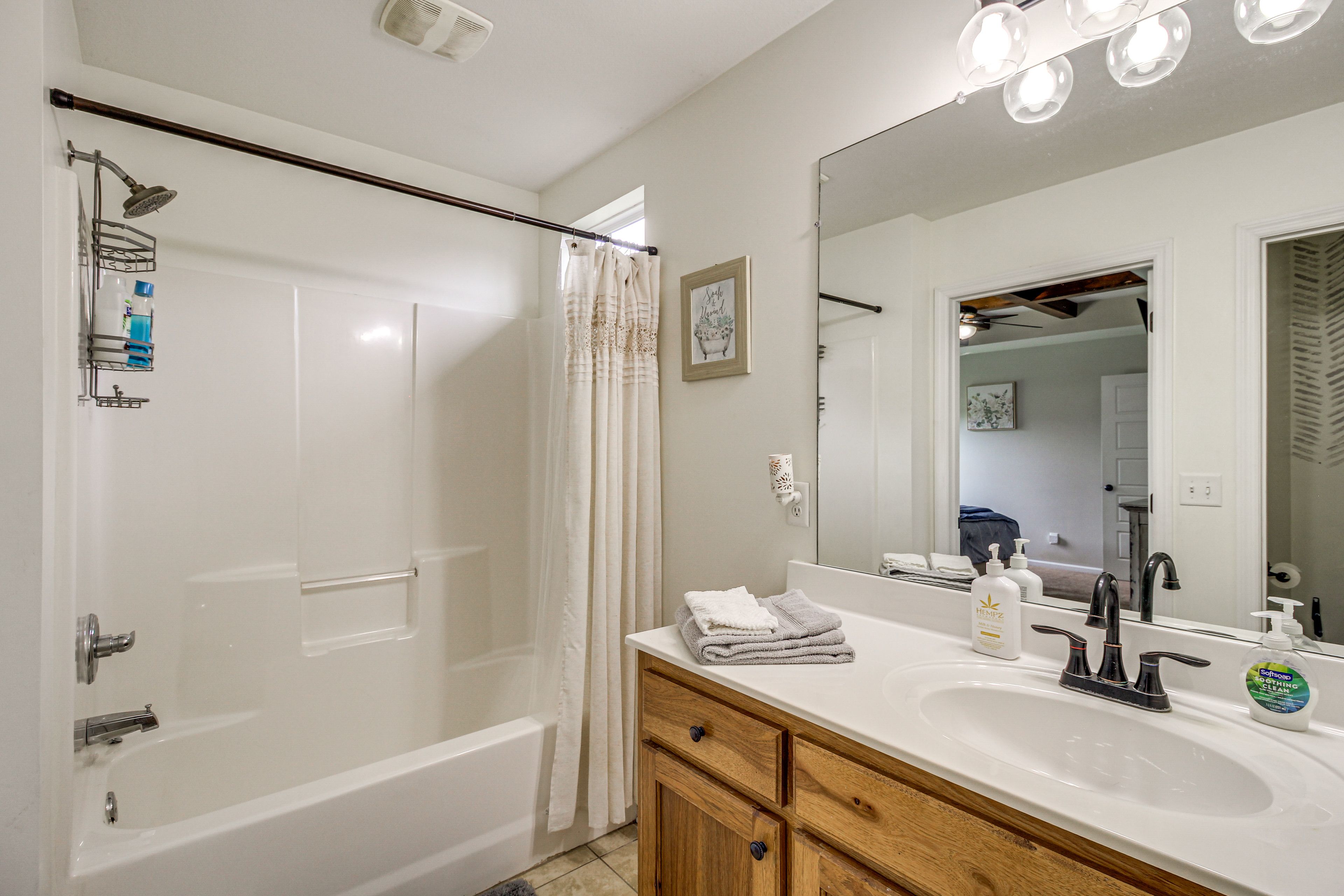 En-Suite Bathroom | Towels Provided