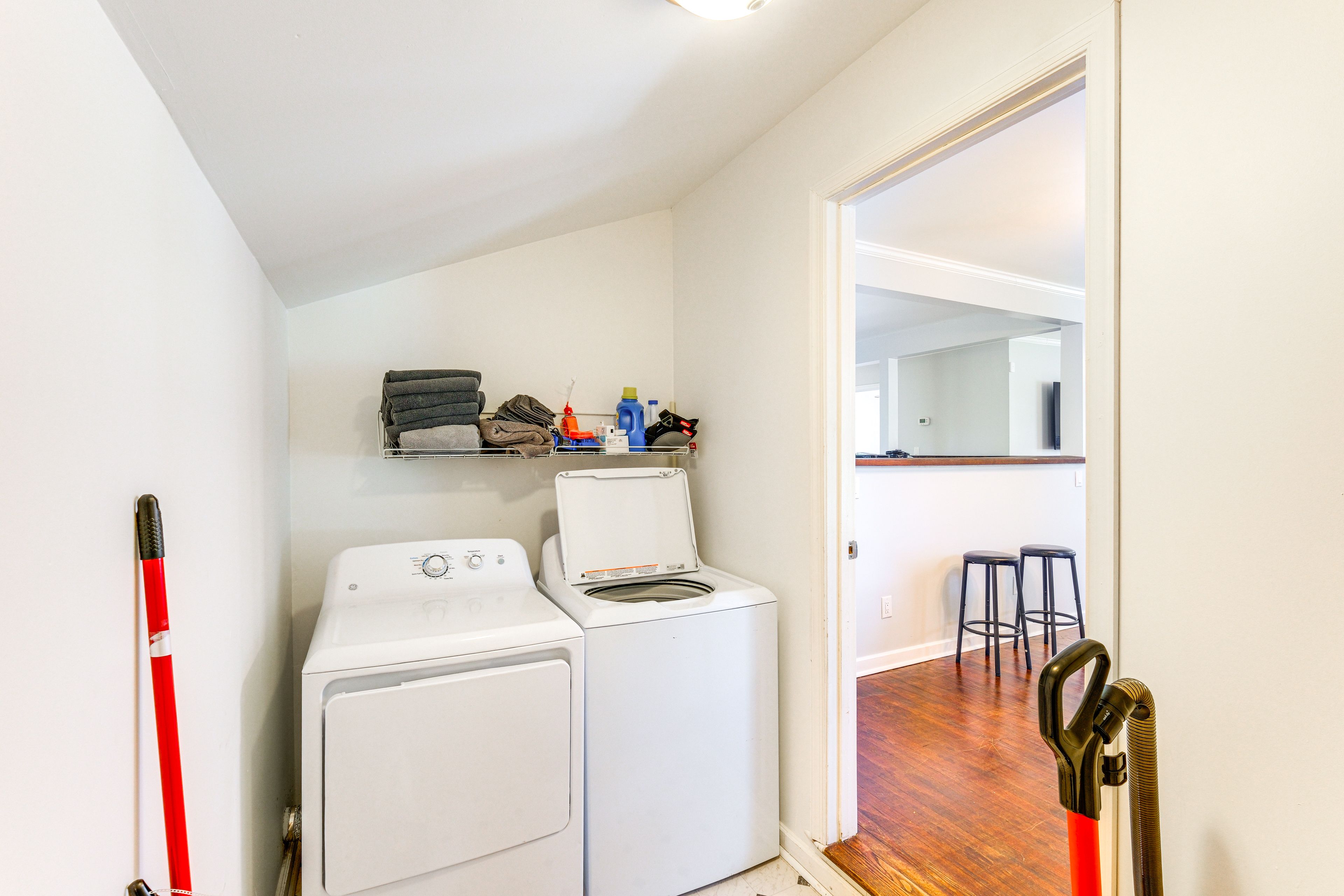 Laundry Area | Washer/Dryer