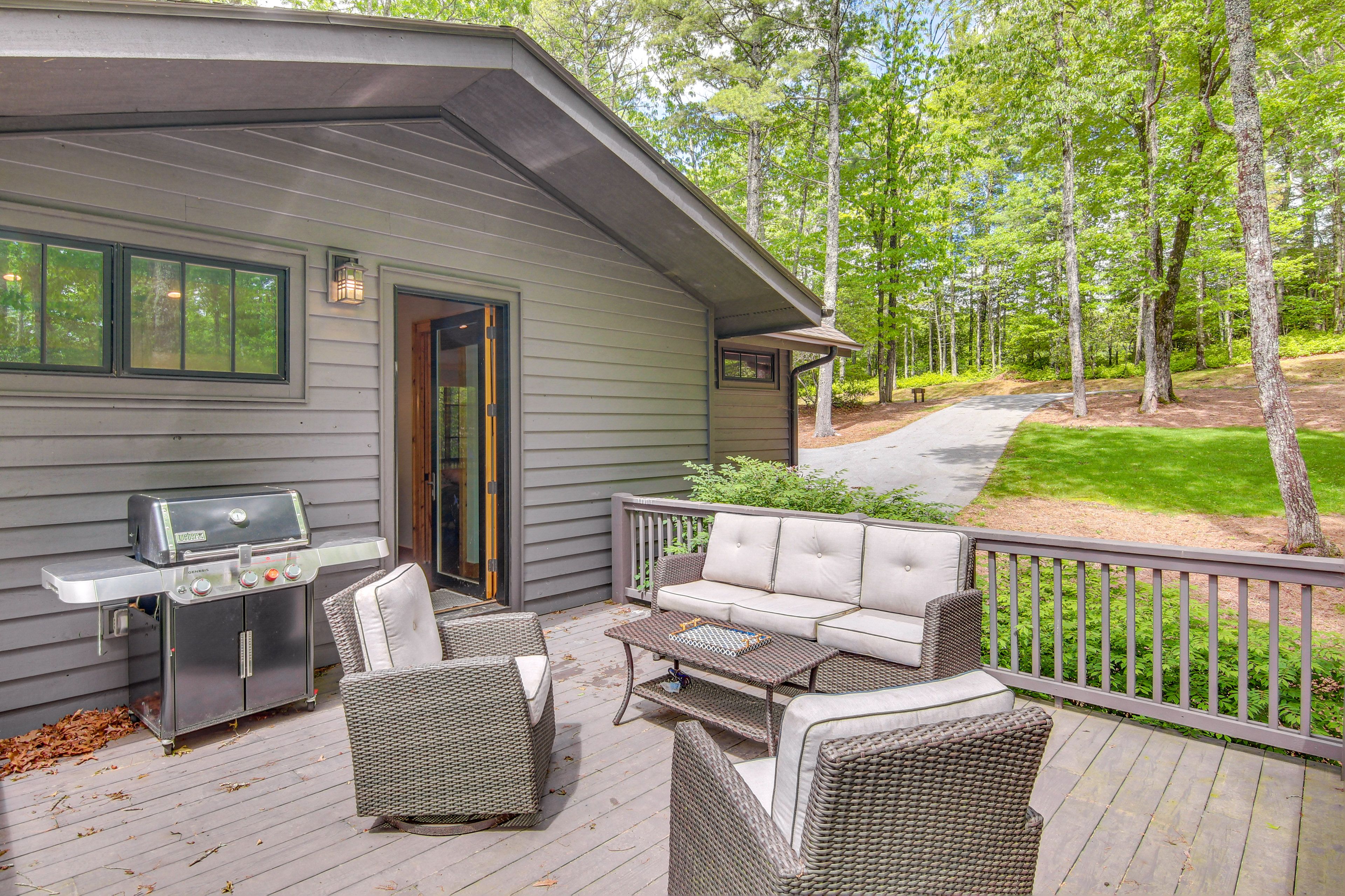 Deck | Gas Grill