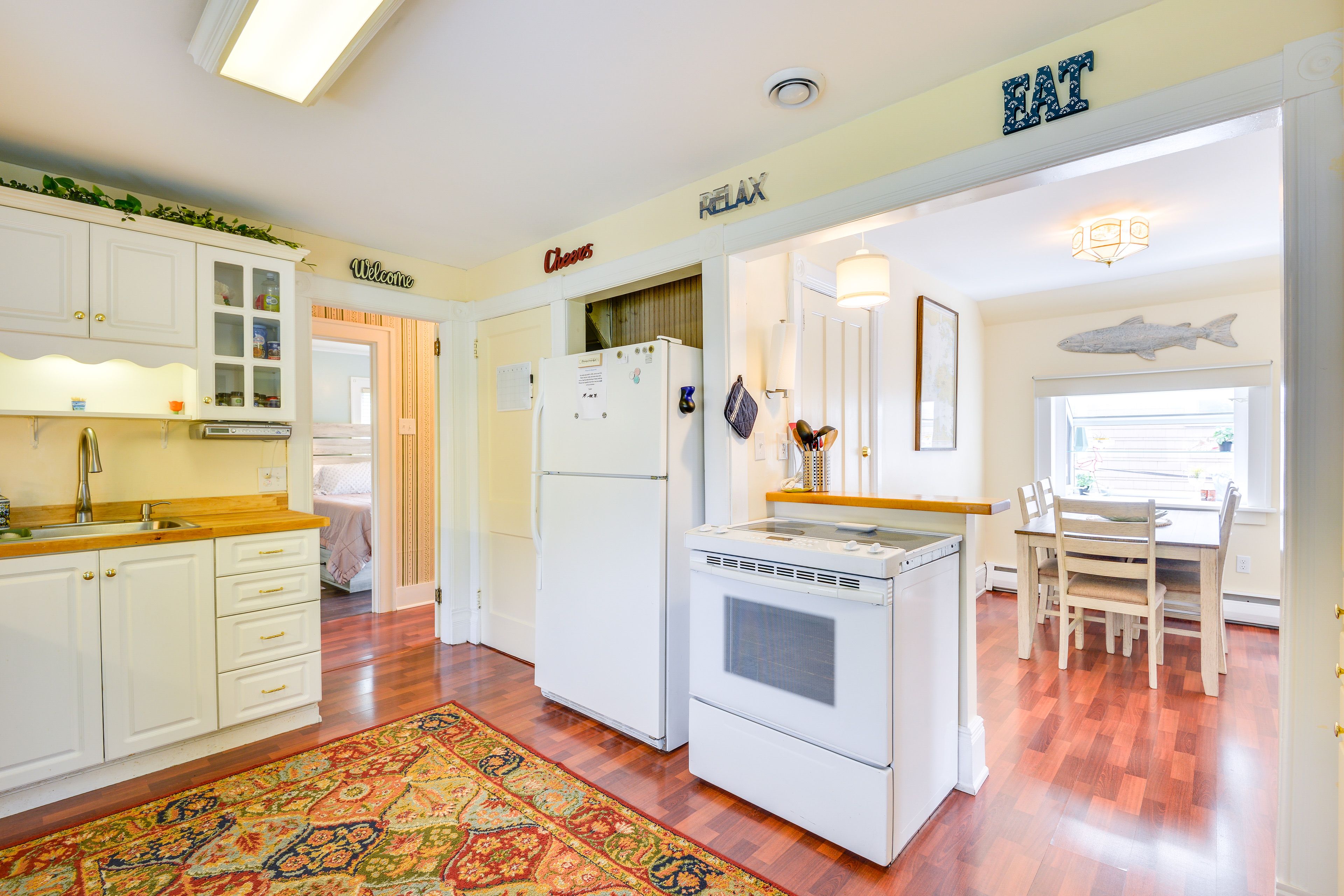 Kitchen | Drip & Keurig Coffee Makers | Dishwasher | Toaster