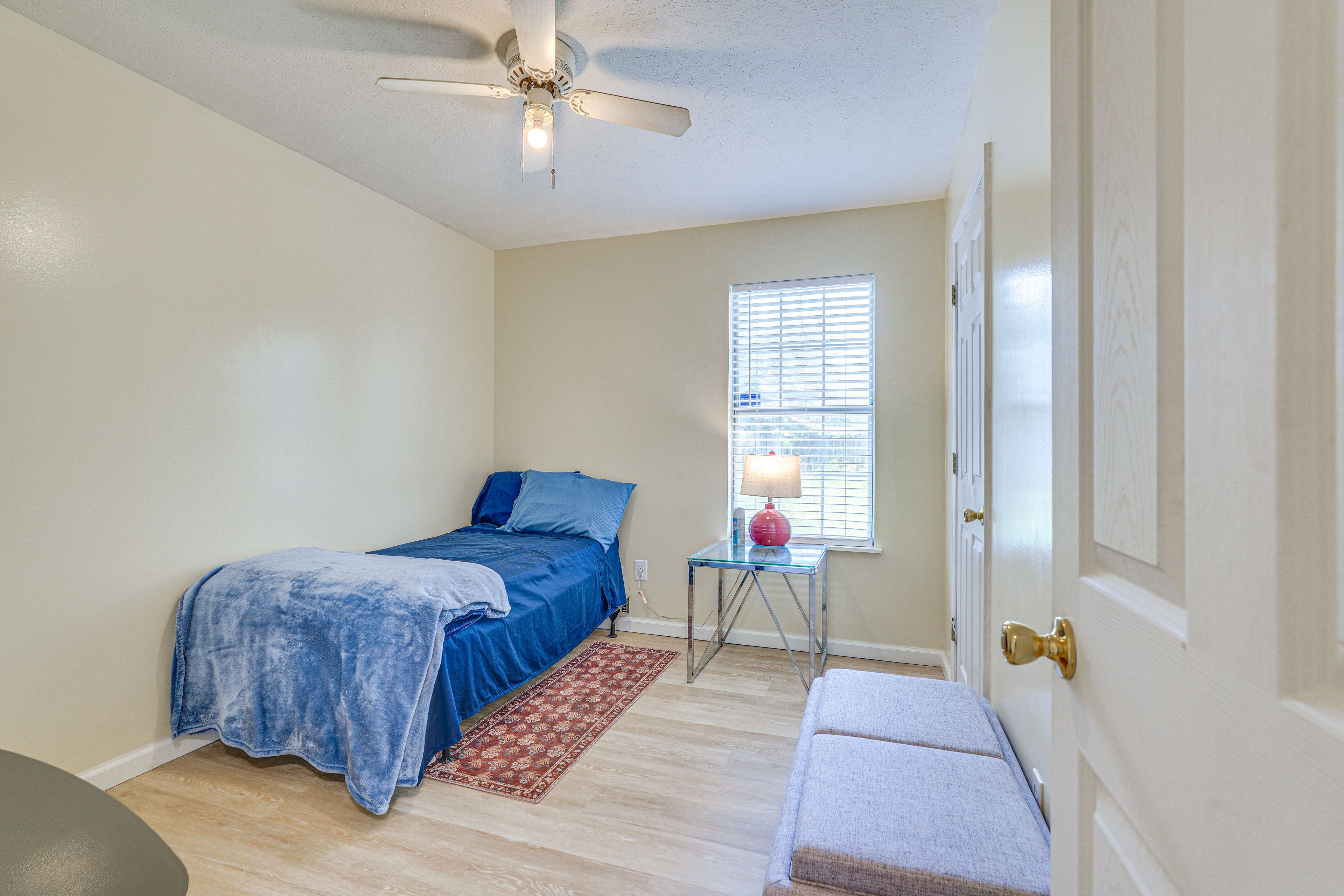 Bedroom 2 | Twin Bed