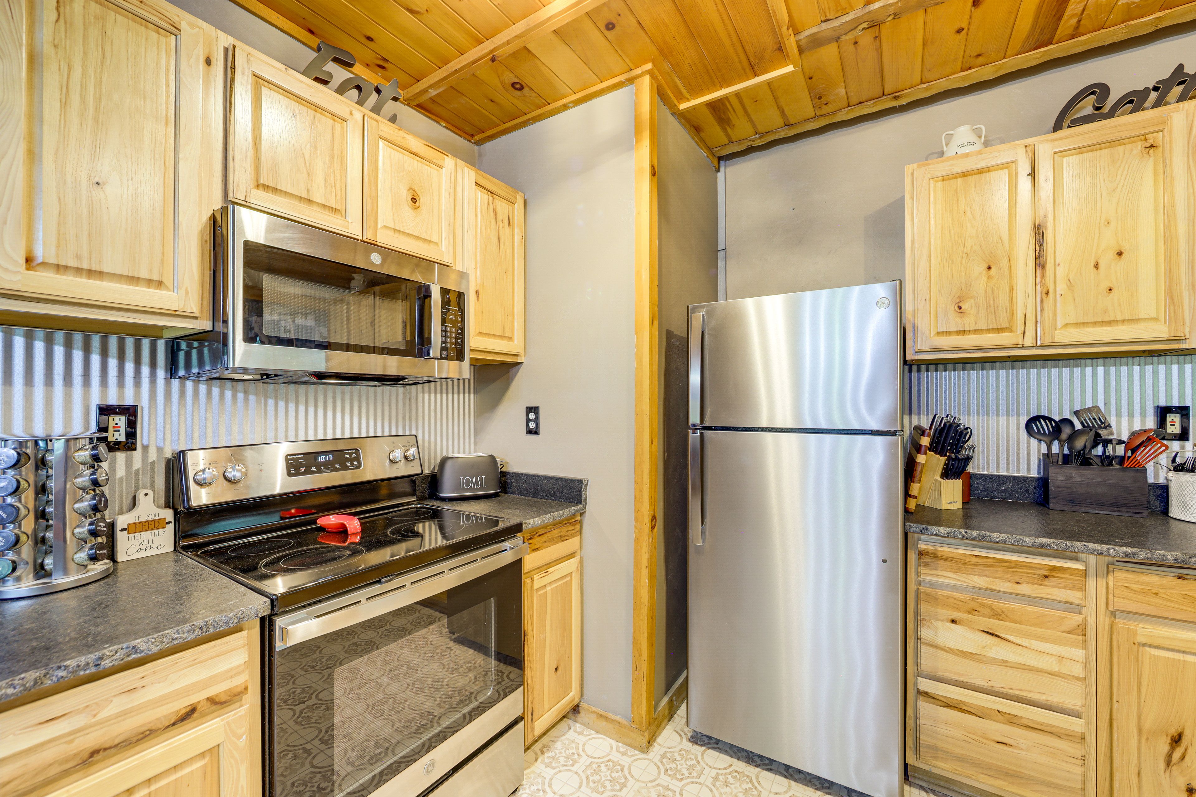 Kitchen | 1st Floor | Cooking Essentials