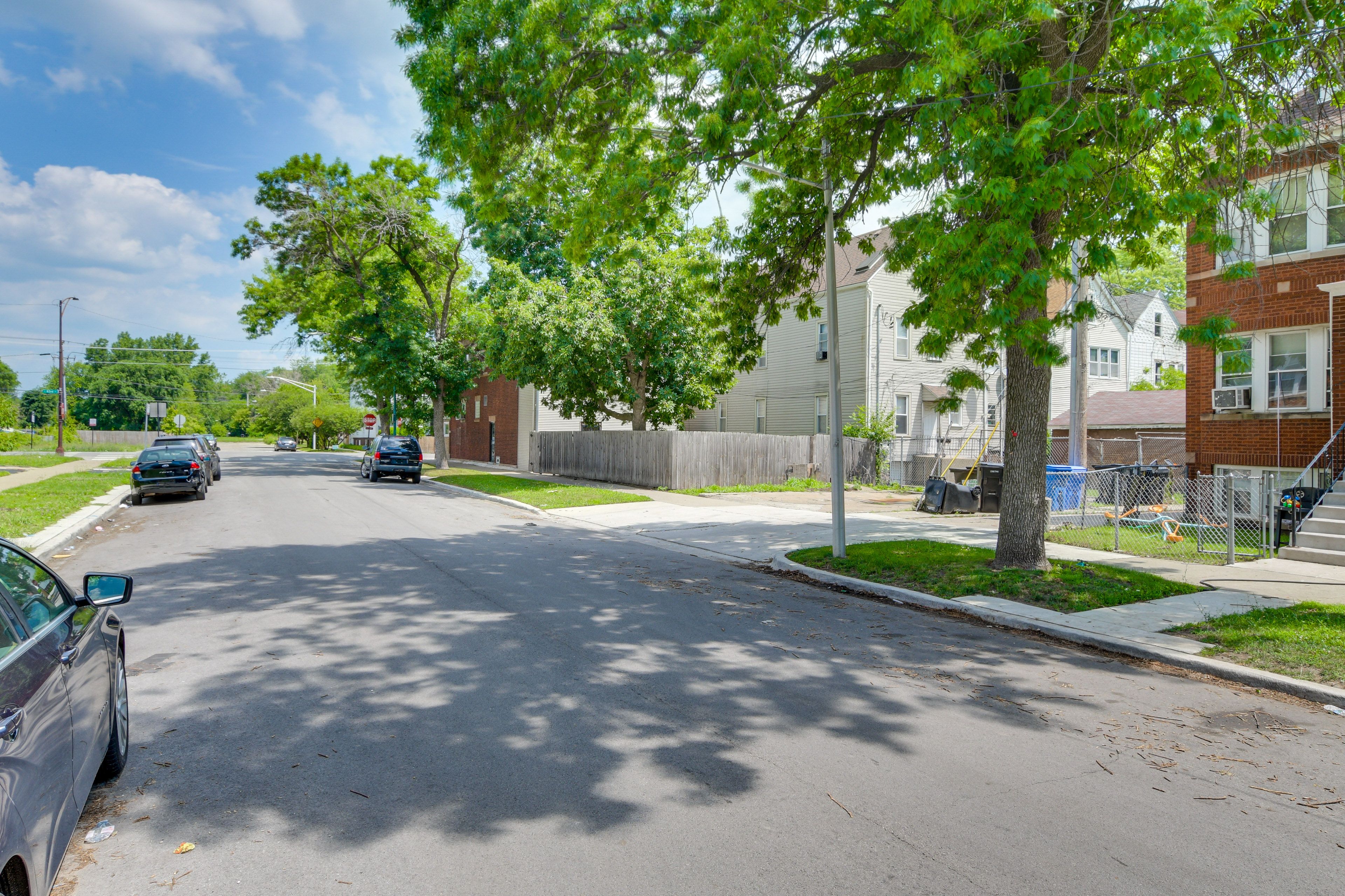 Parking | Garage (1 Vehicle) | Street Parking (First-Come, First-Served)