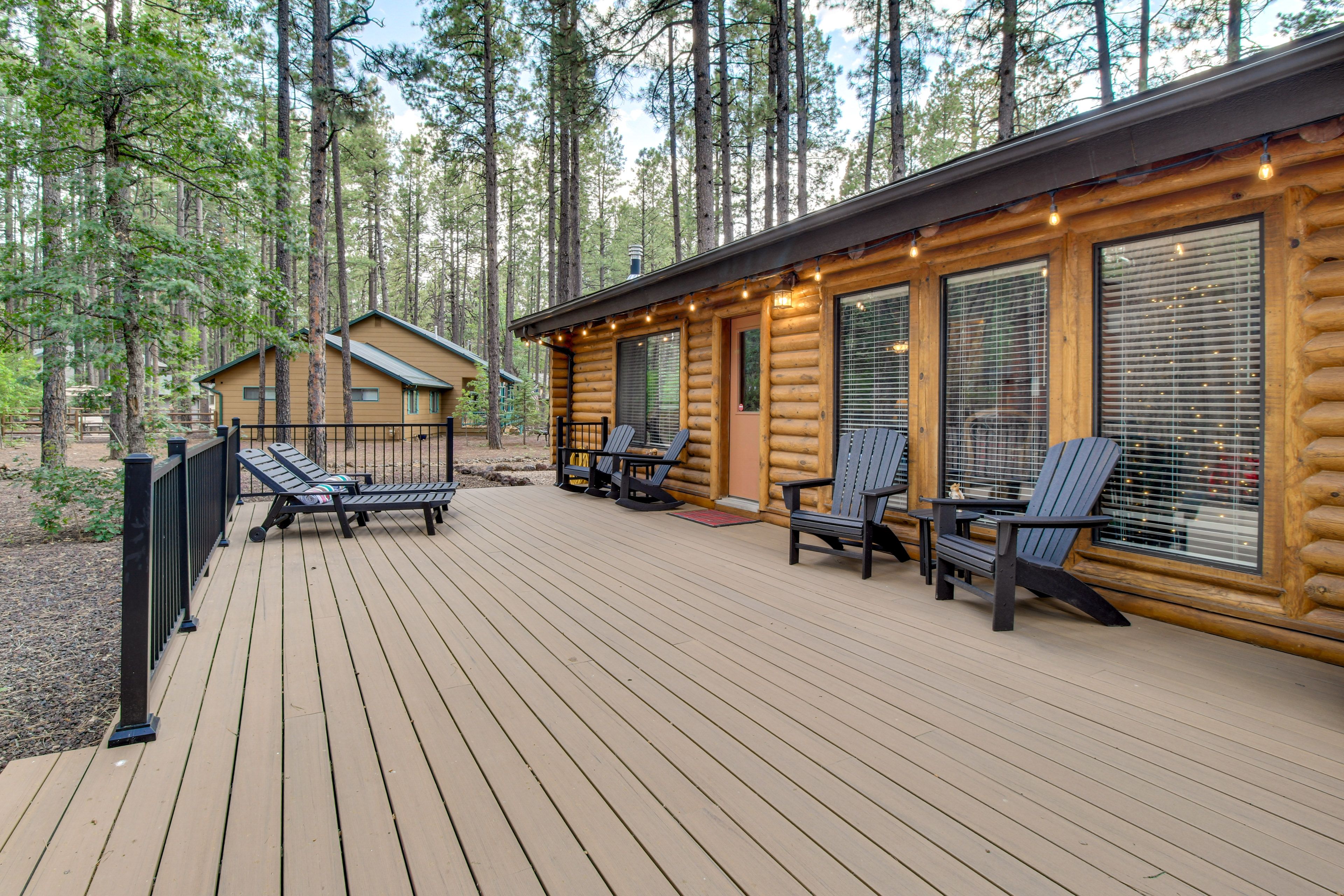 Deck | Outdoor Seating