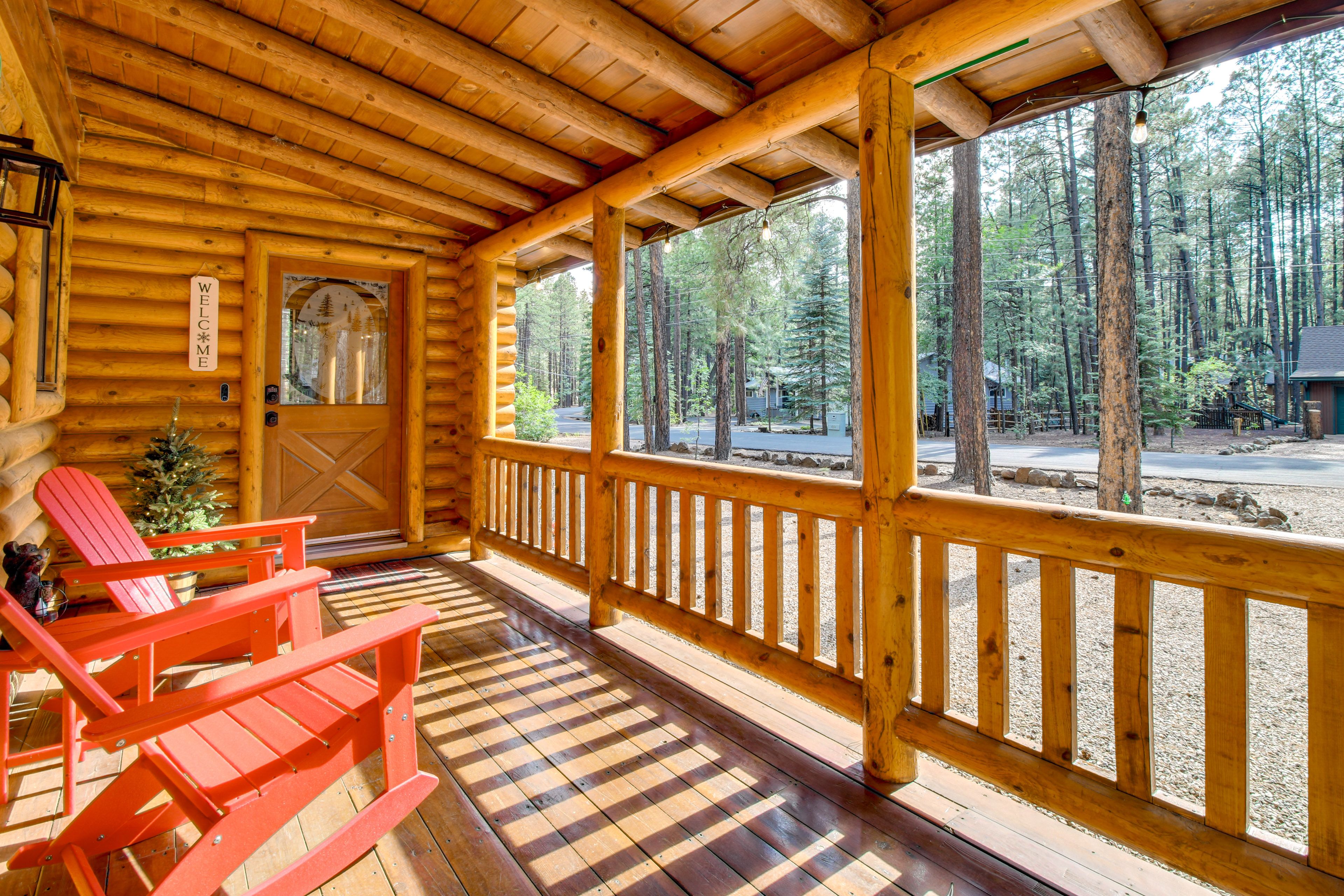 Pinetop Vacation Rental | 2BR | 2BA | 1,760 Sq Ft | 4 Steps to Enter