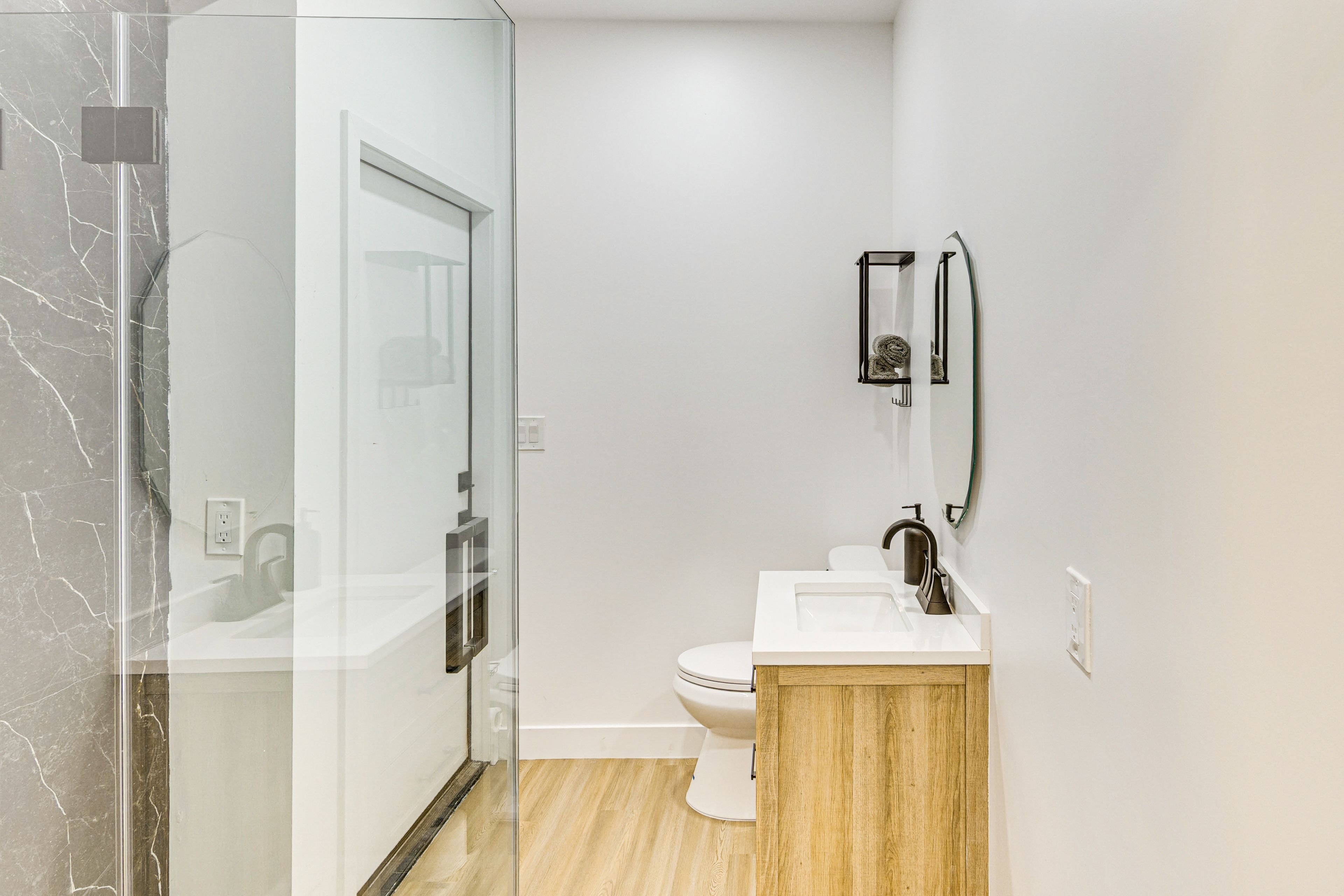 Full Bathroom | 1st Floor