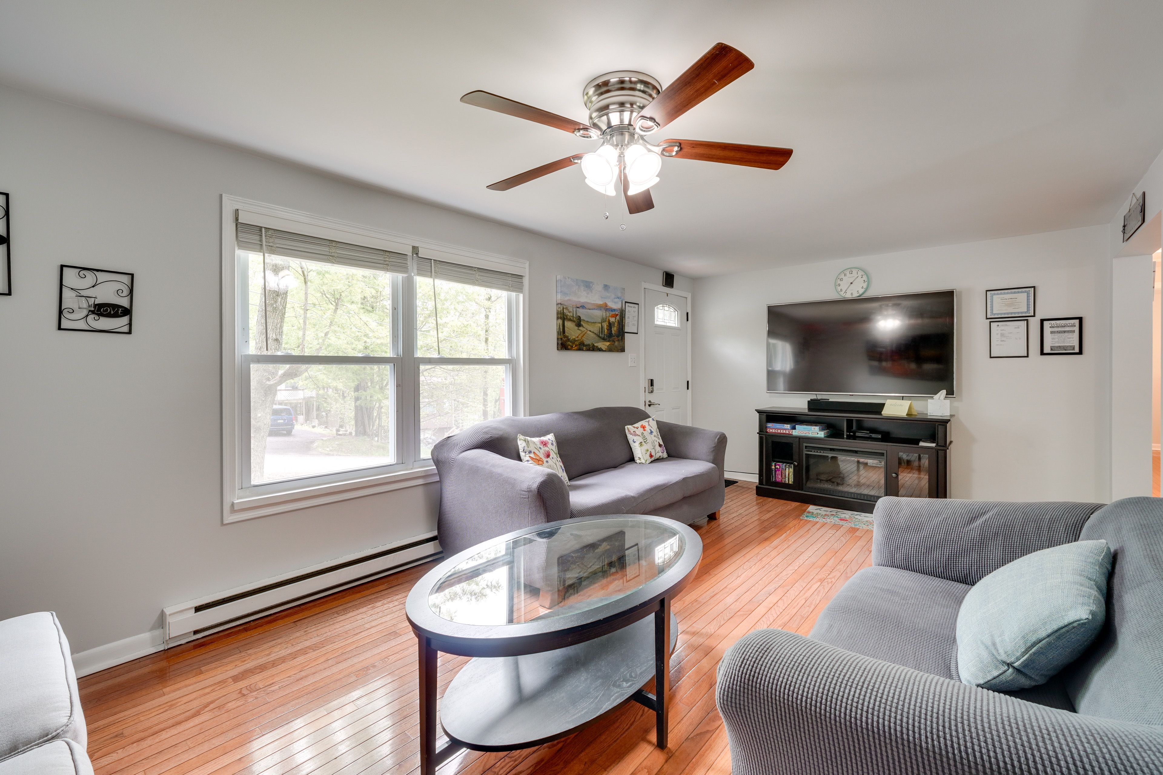 Living Room | Main Level | Free WiFi