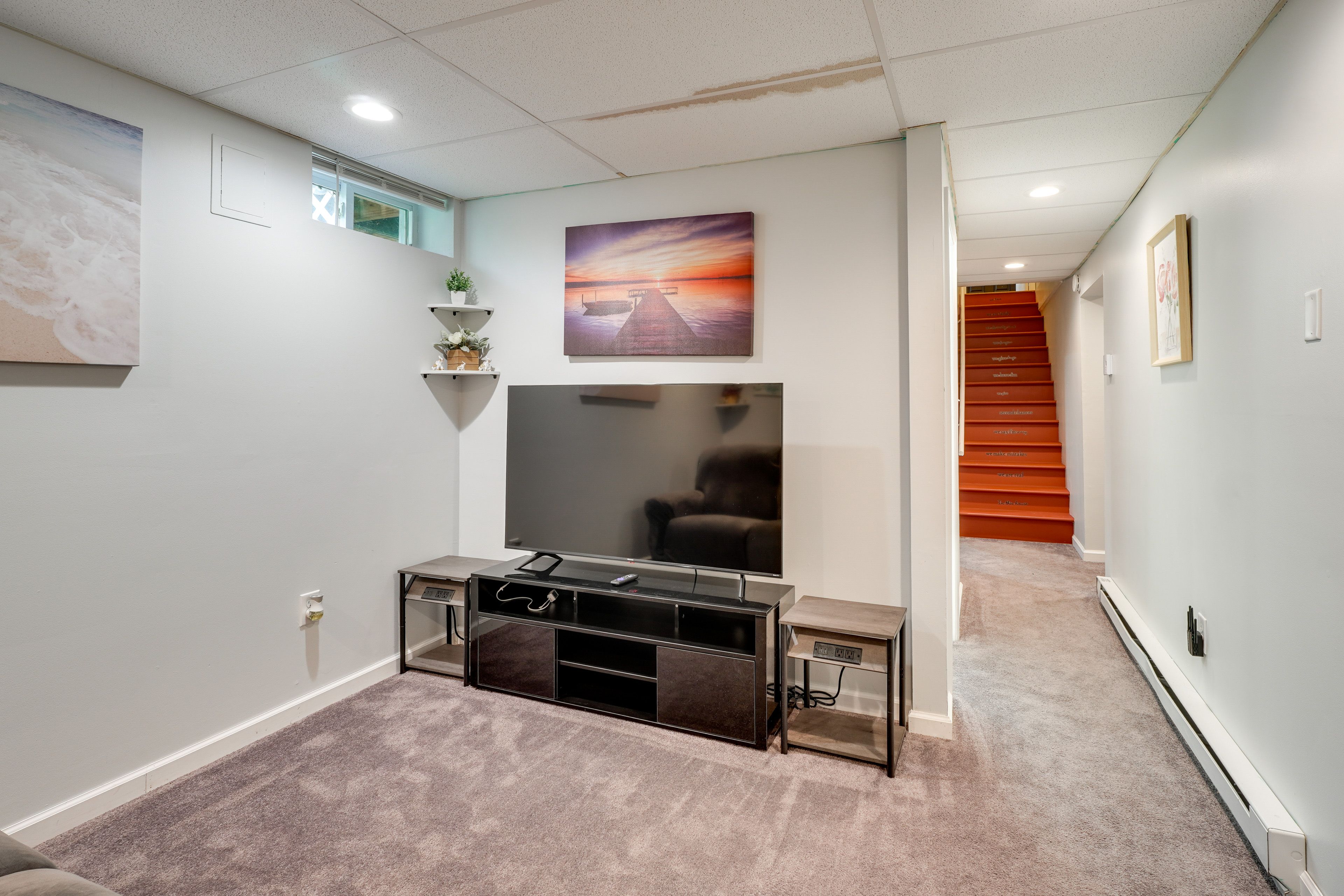 Sitting Room | Lower Level