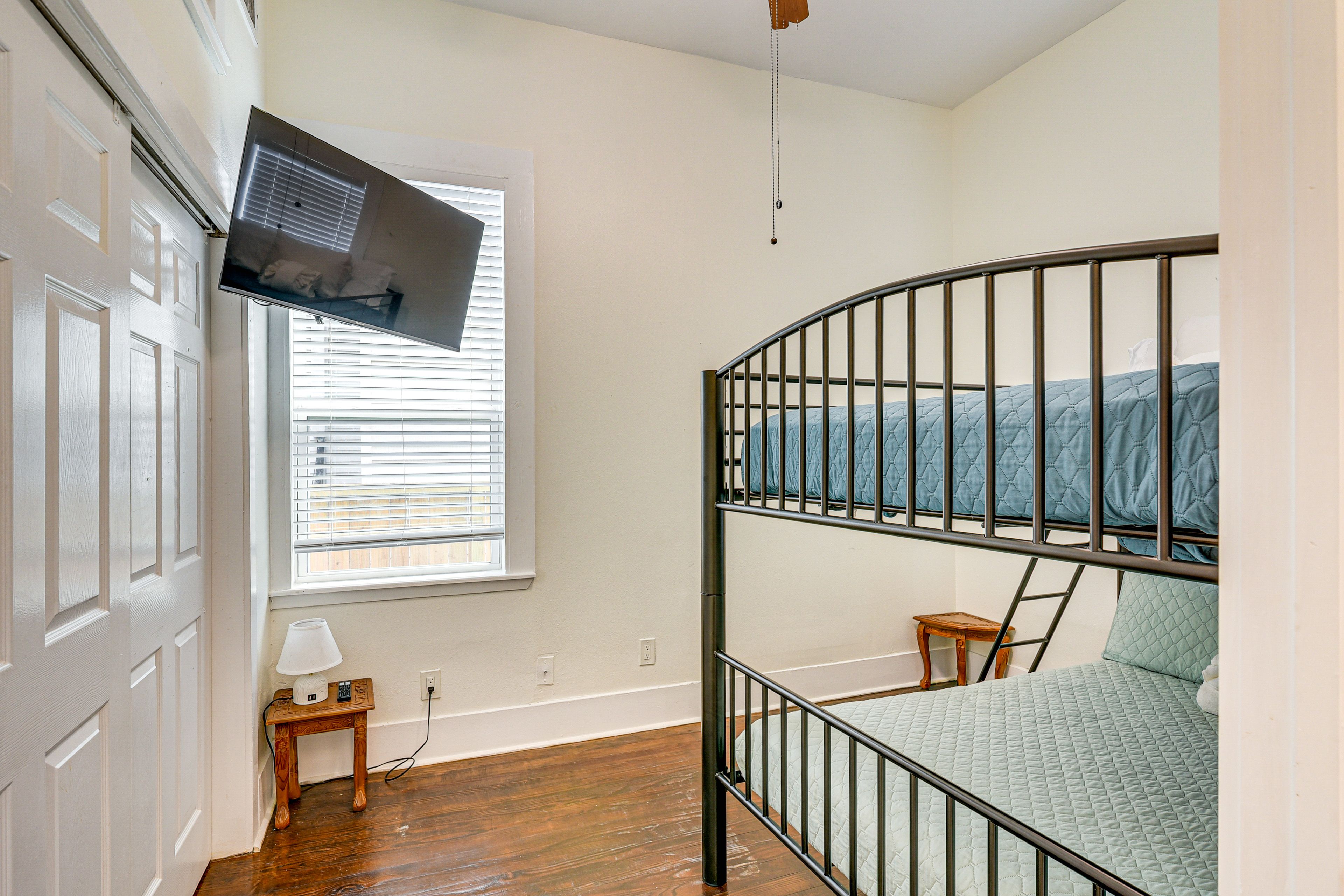 Bedroom 3 | Full Bunk Bed