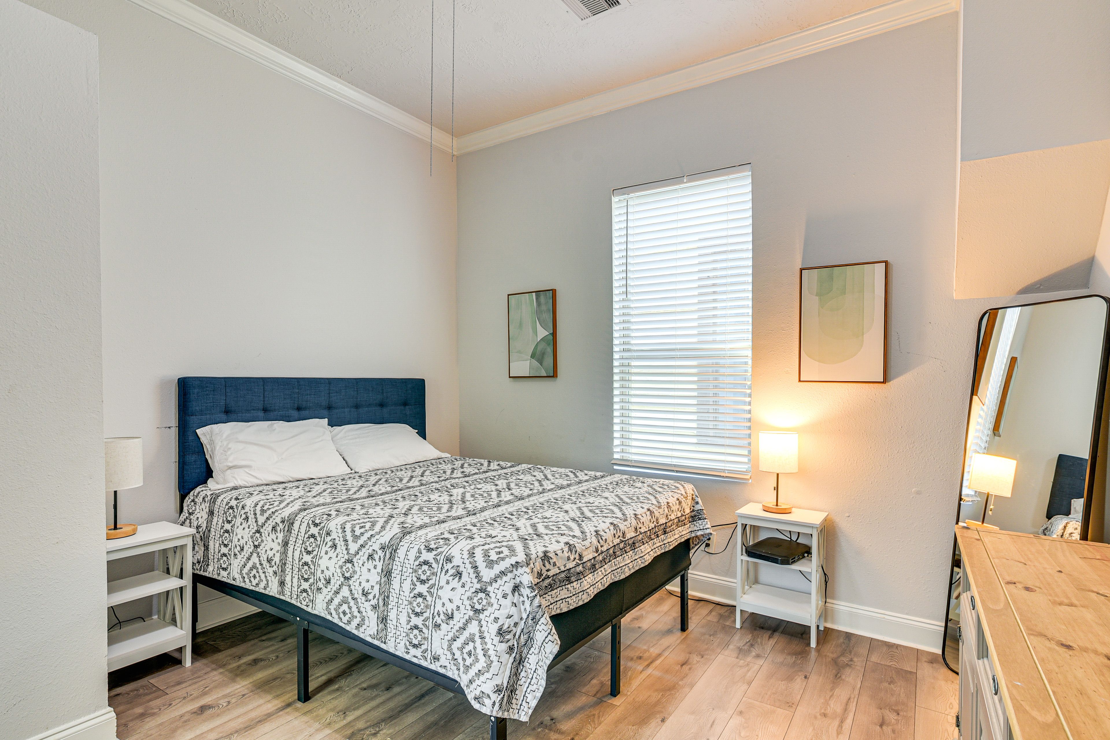 Bedroom 1 | Queen Bed | Linens Provided
