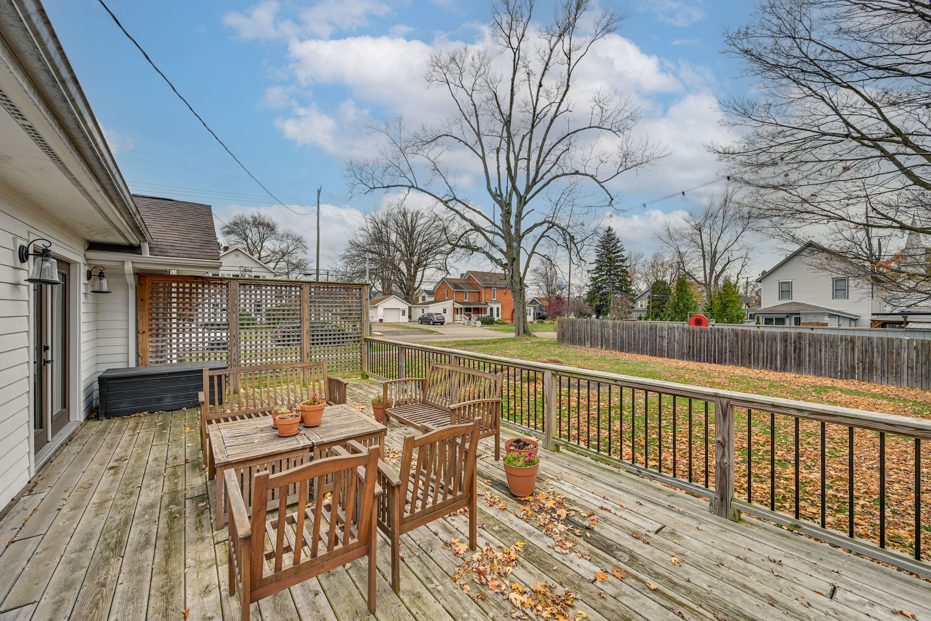 Furnished Deck | Gas Grill