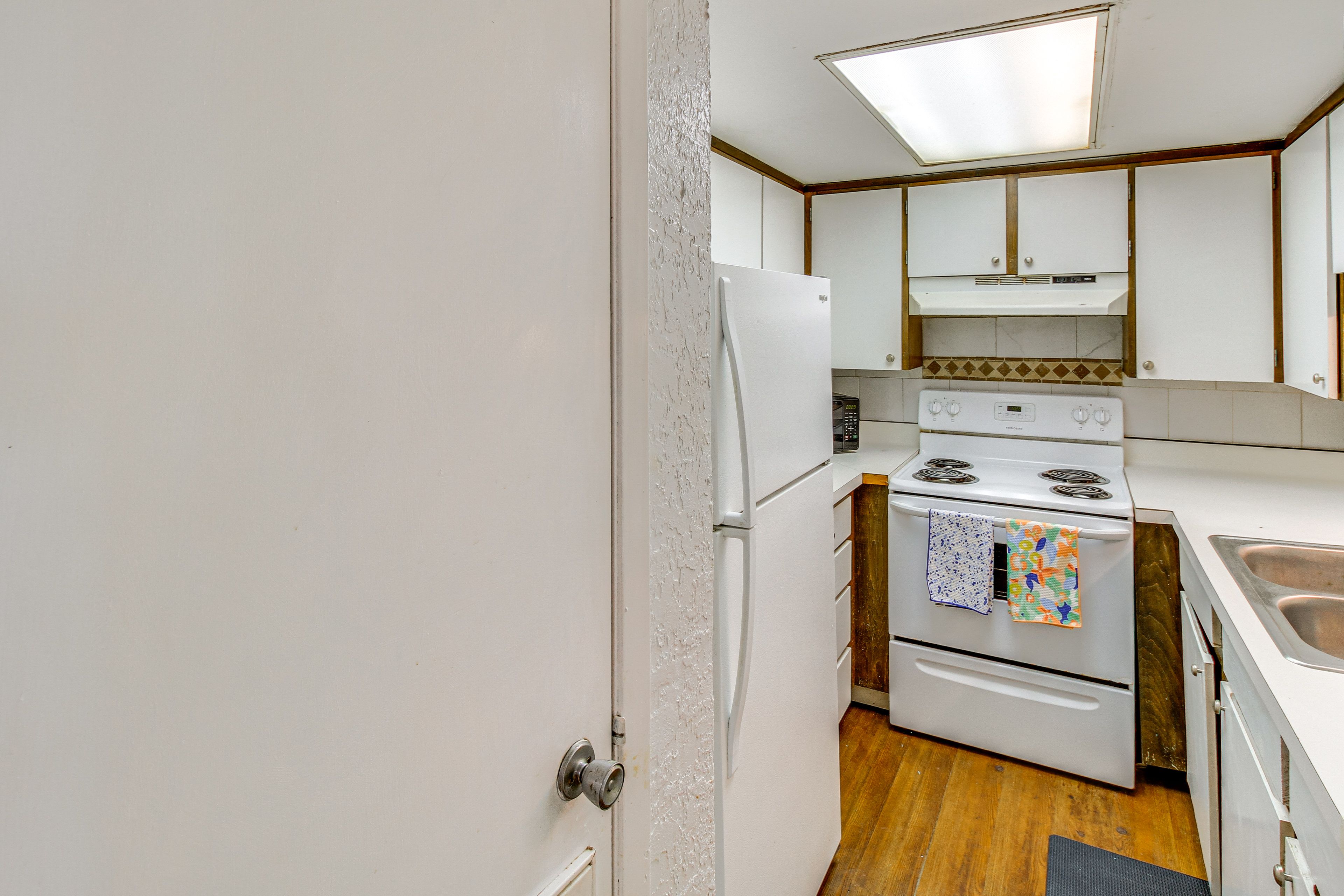 Kitchen | Cooking Basics | Coffee Maker | Microwave