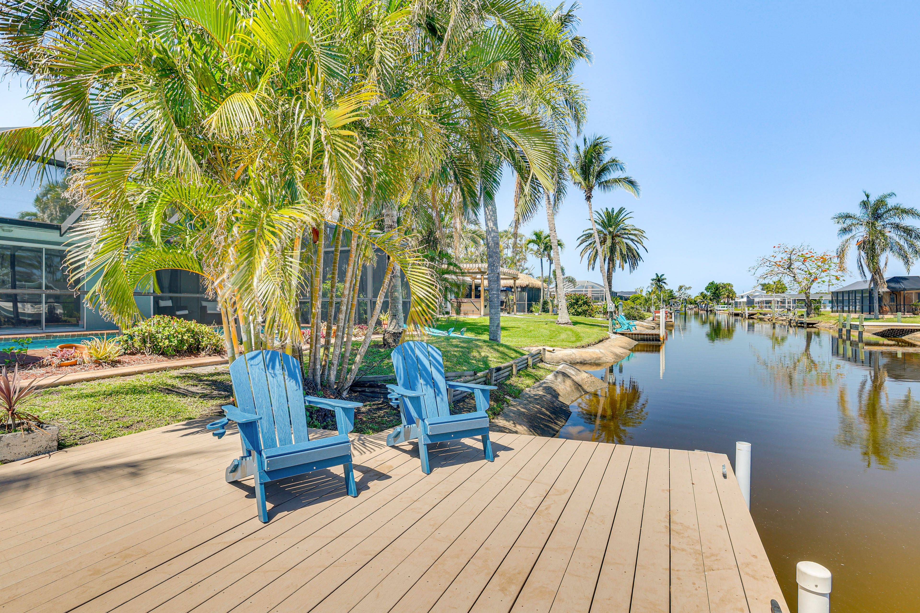 Private Boat Dock | Seating