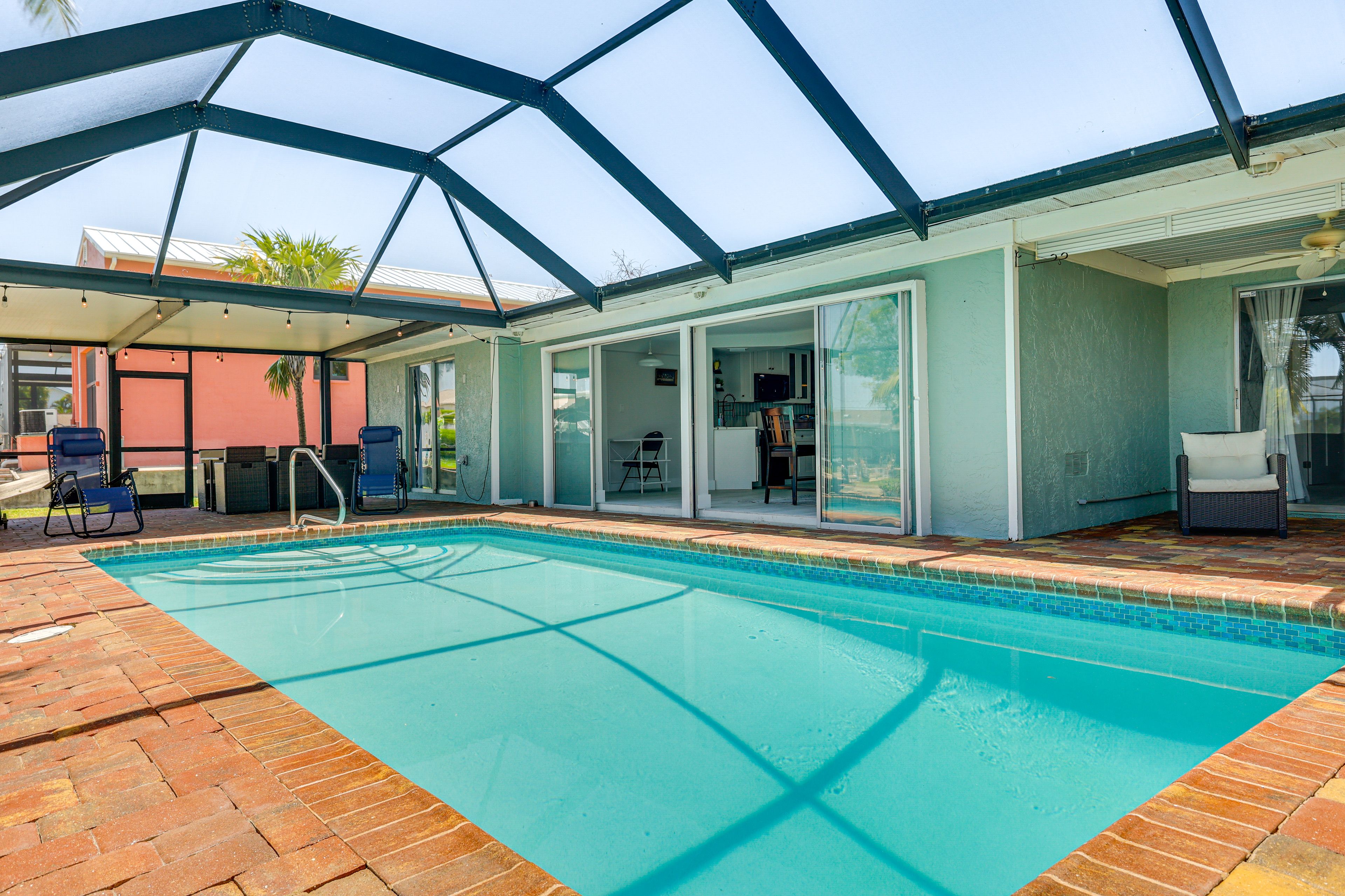 Private Outdoor Pool (Not Heated)