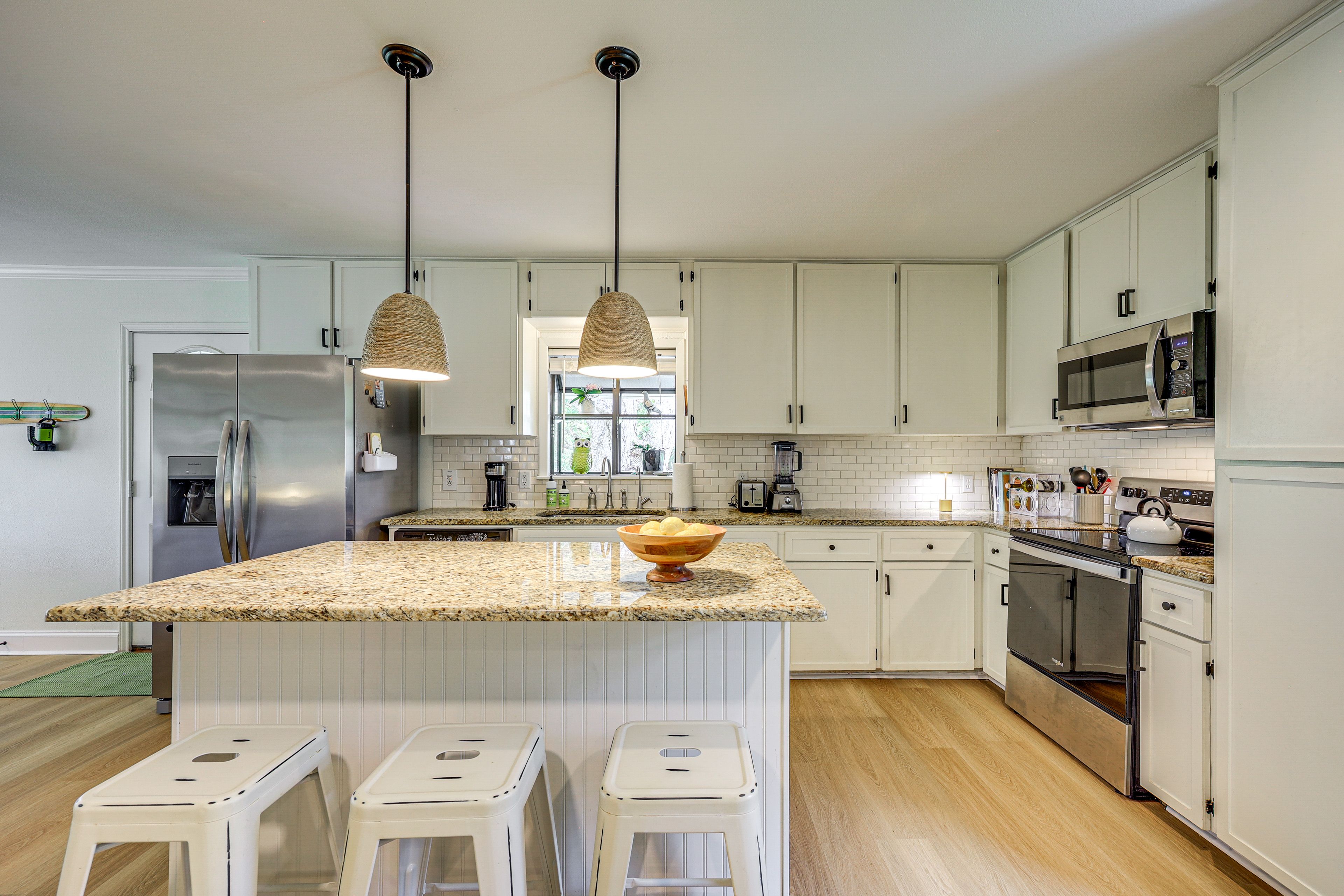 Kitchen | Dishwasher | Drip & Single-Serve Coffee Makers | 1st Floor