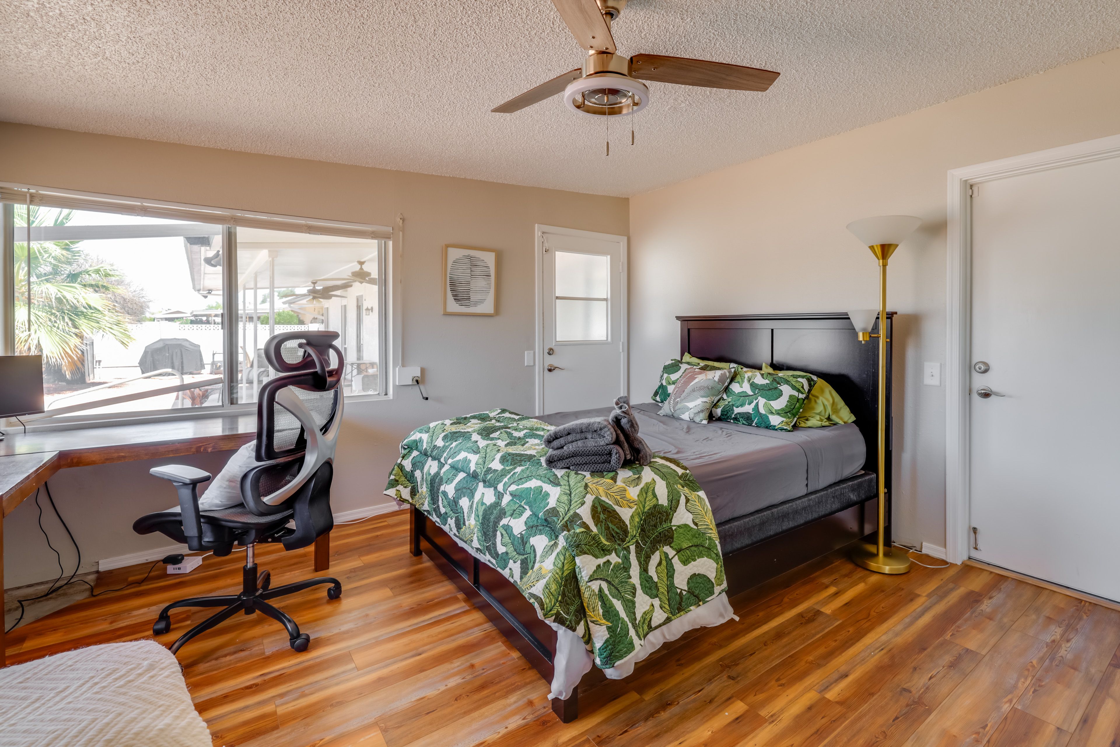 Bedroom 1 | King Bed | Linens Provided