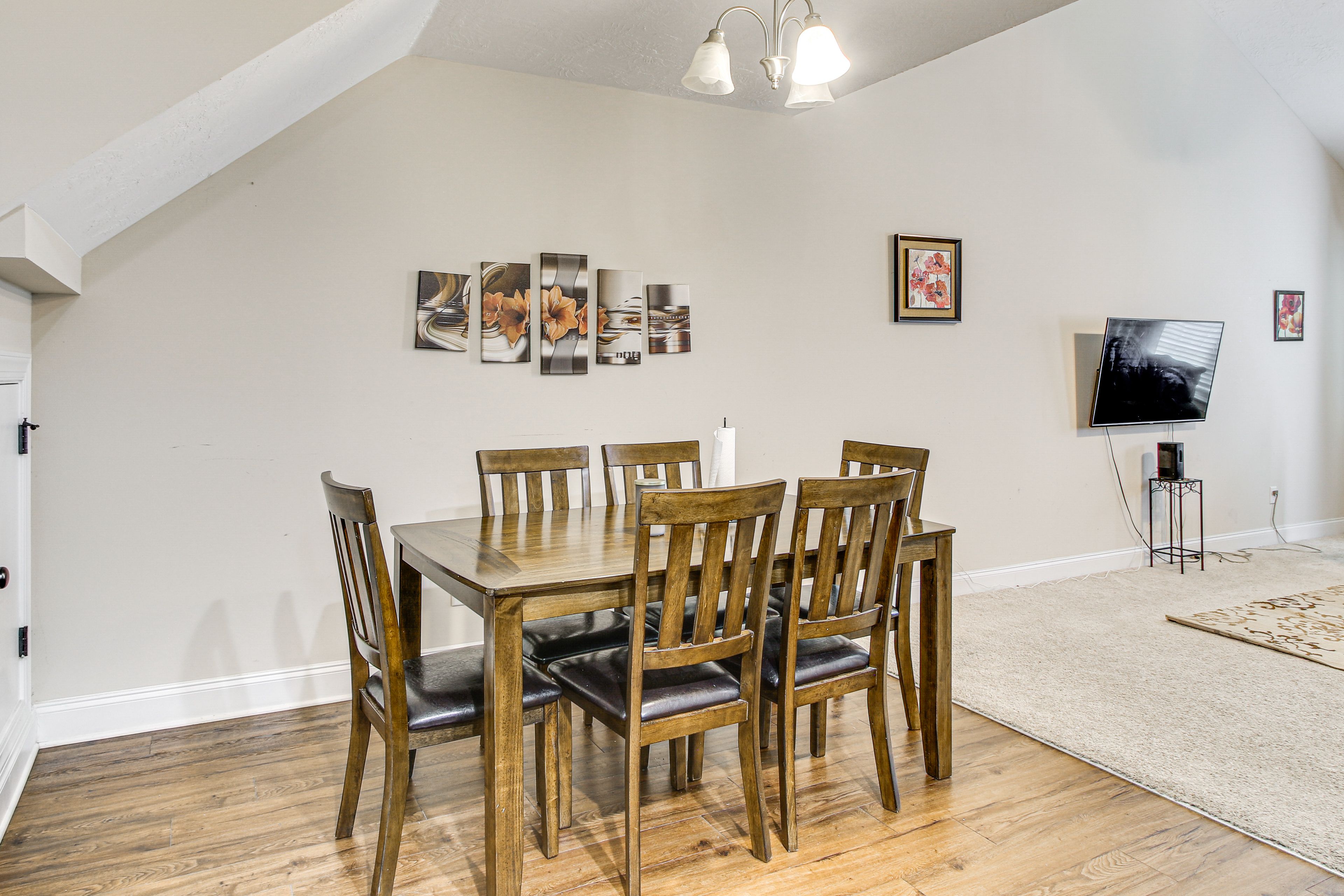 Dining Area | 1st Floor | Dishware & Flatware