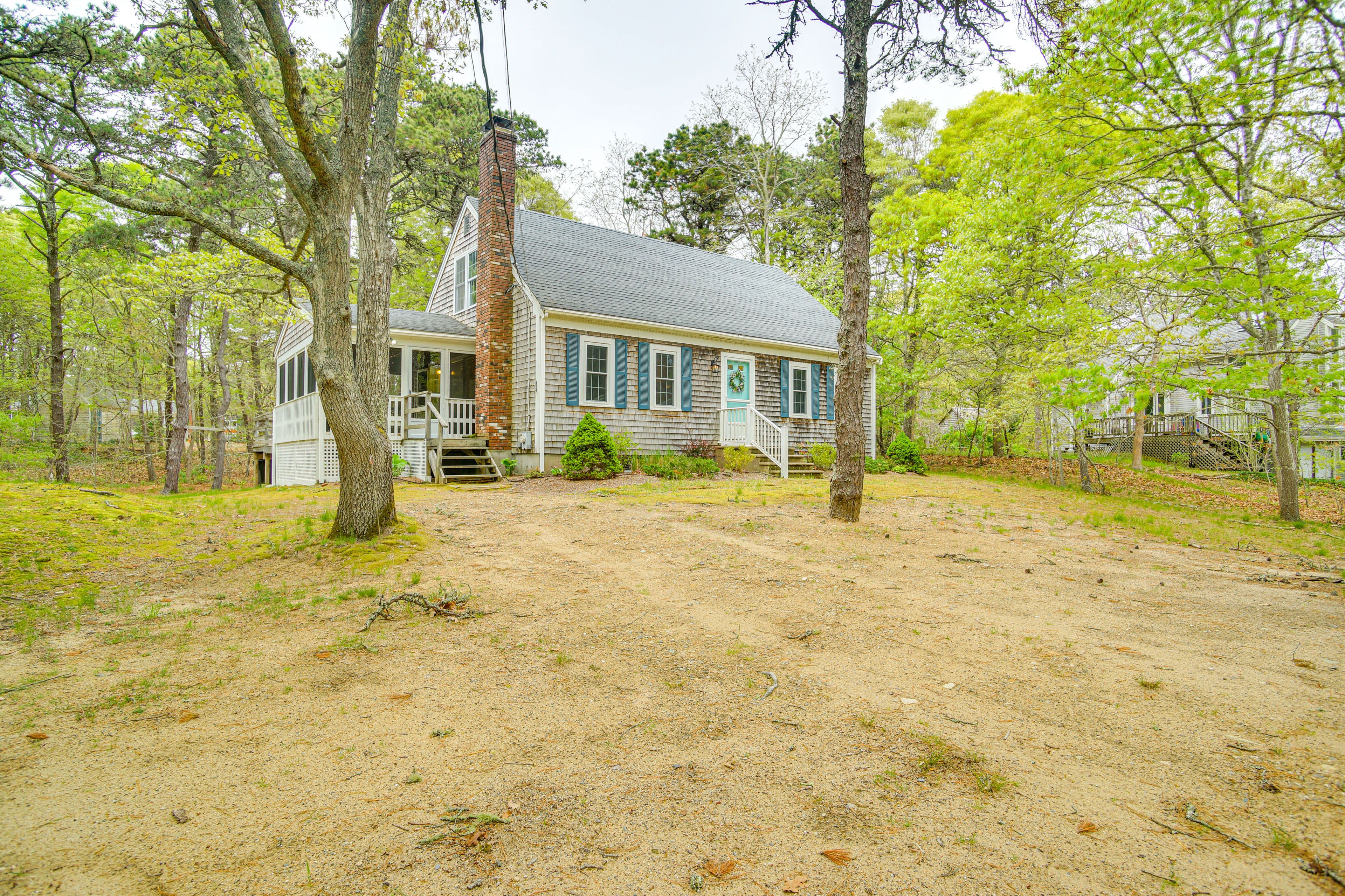 Property Exterior | Gravel Driveway (2 Vehicles) | No Street Parking