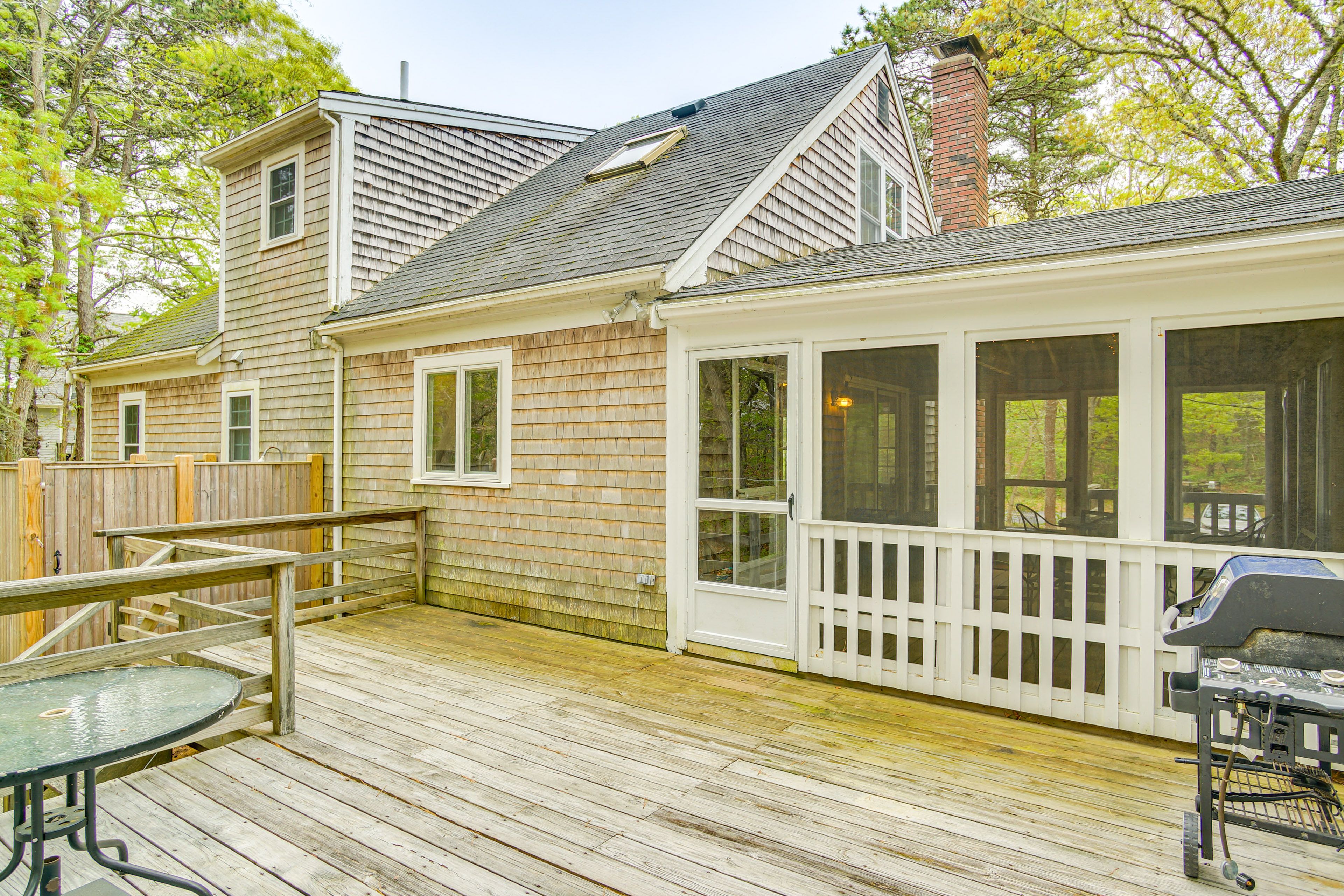 Deck | Gas Grill