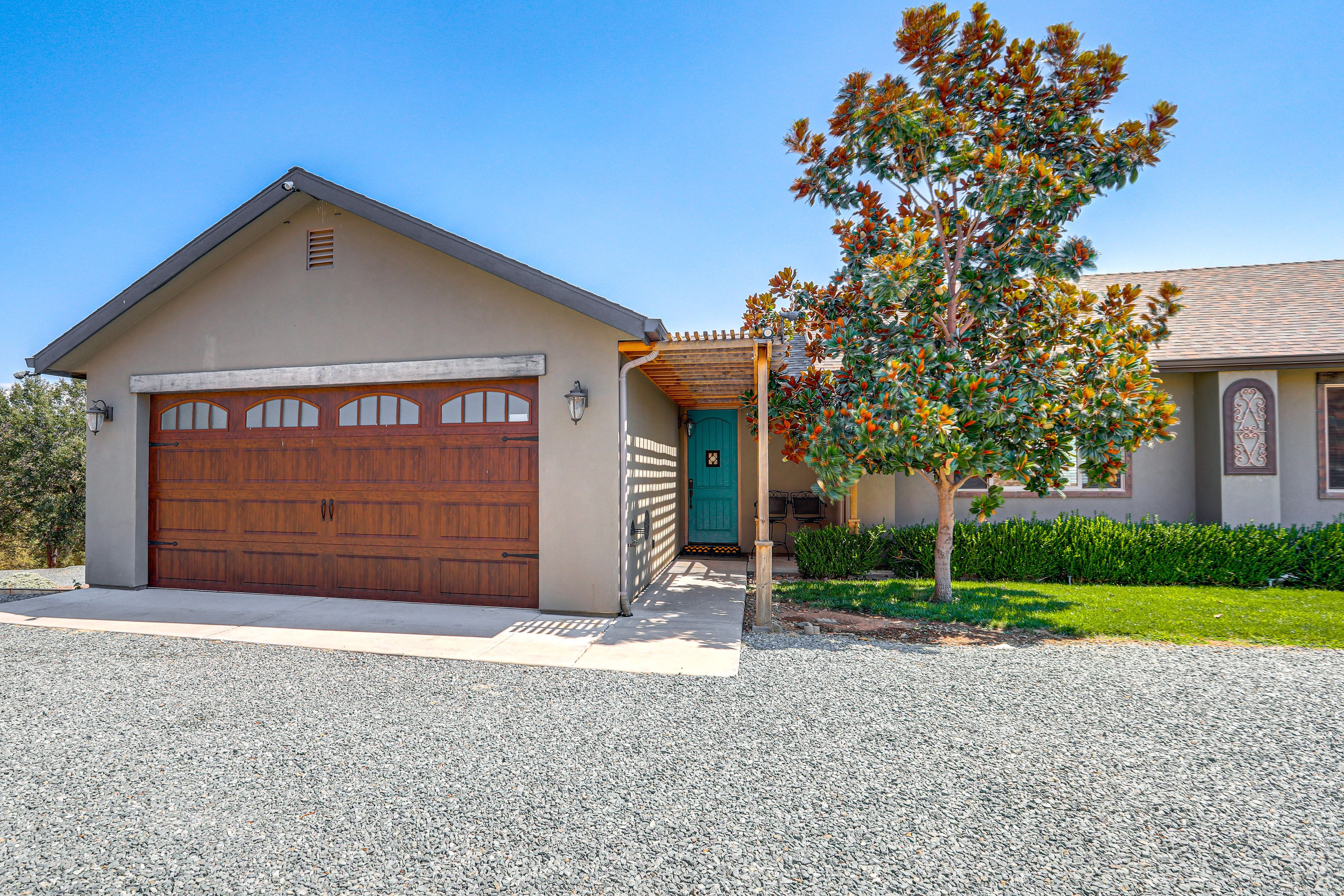 Parking | Driveway (6 Vehicles) | Free Street Parking (First-Come, First-Served)