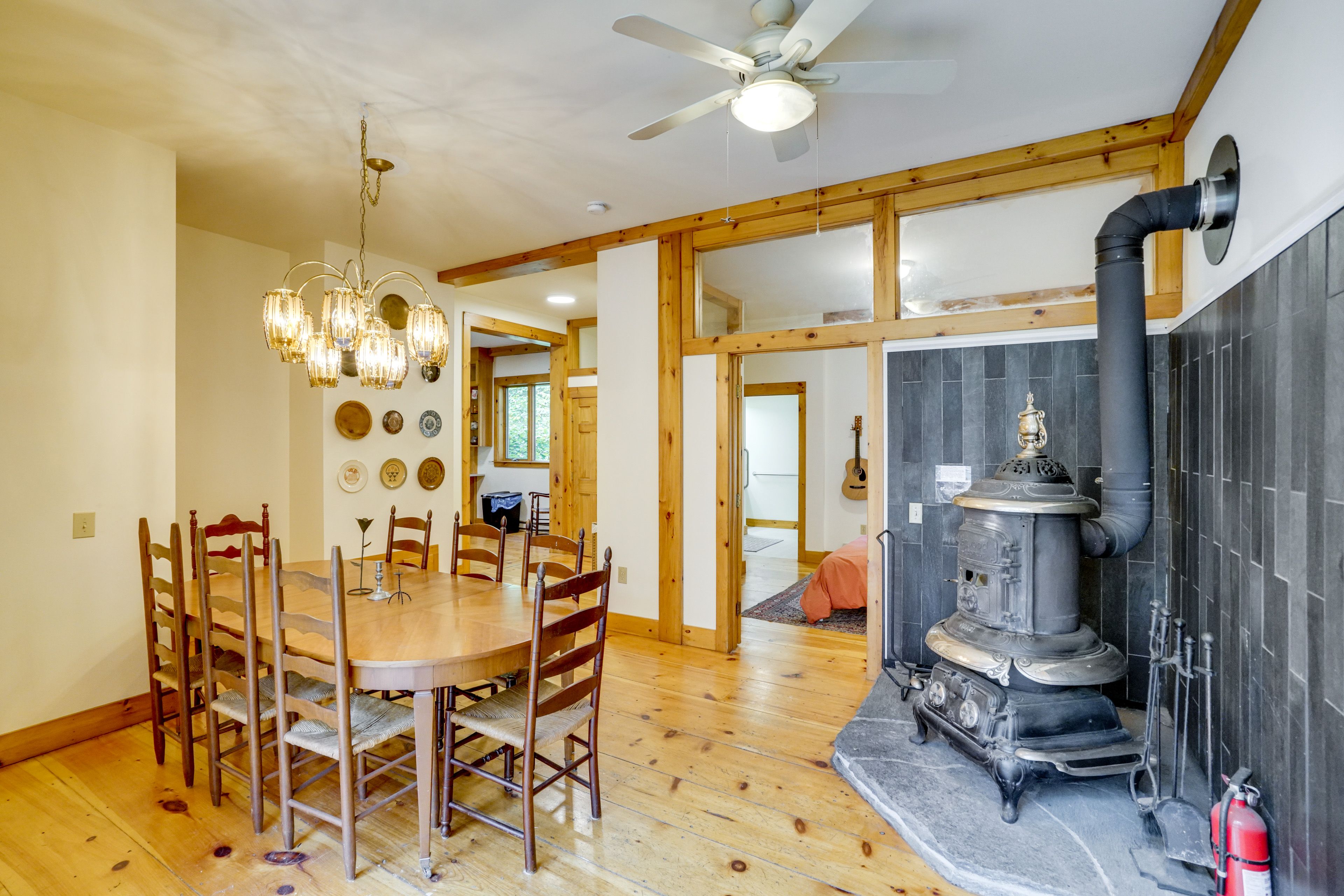 Main Dining Area | Dishware/Flatware Provided | 1st Floor