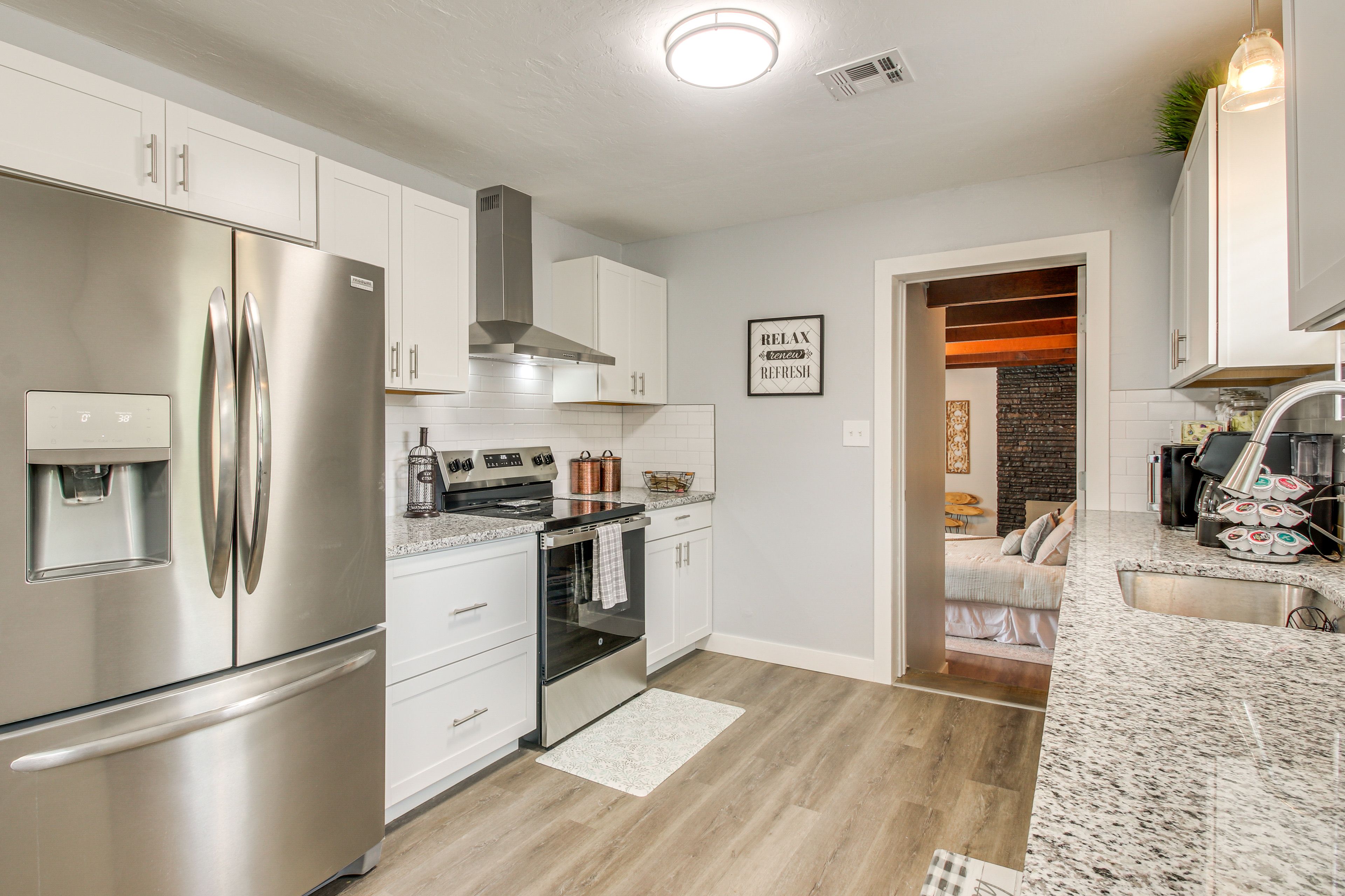 Kitchen | Drip & Keurig Coffee Makers | Dishwasher | Spices