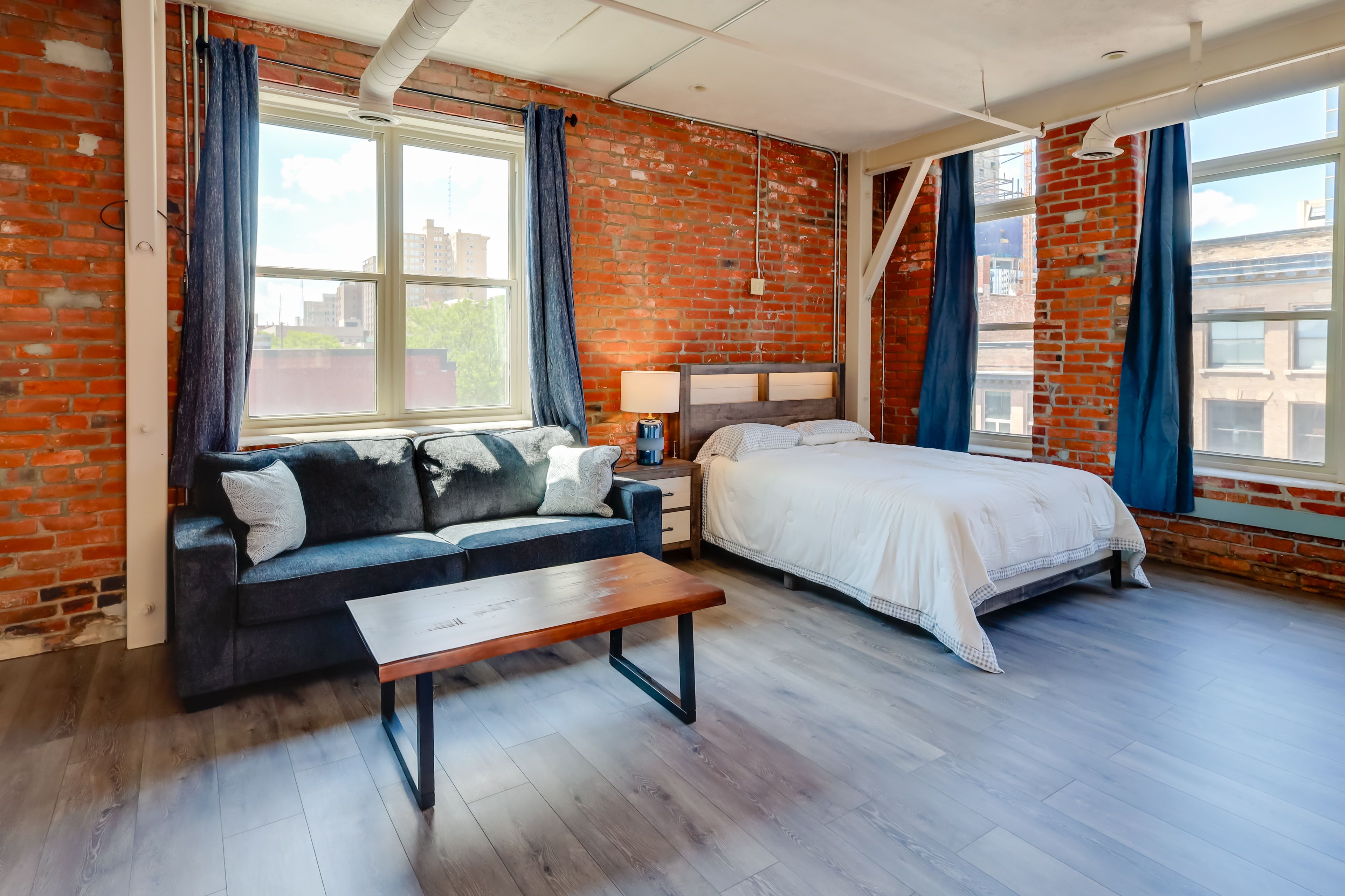 Omaha Vacation Rental | 1BR | 1BA | 960 Sq Ft | Steps to Enter