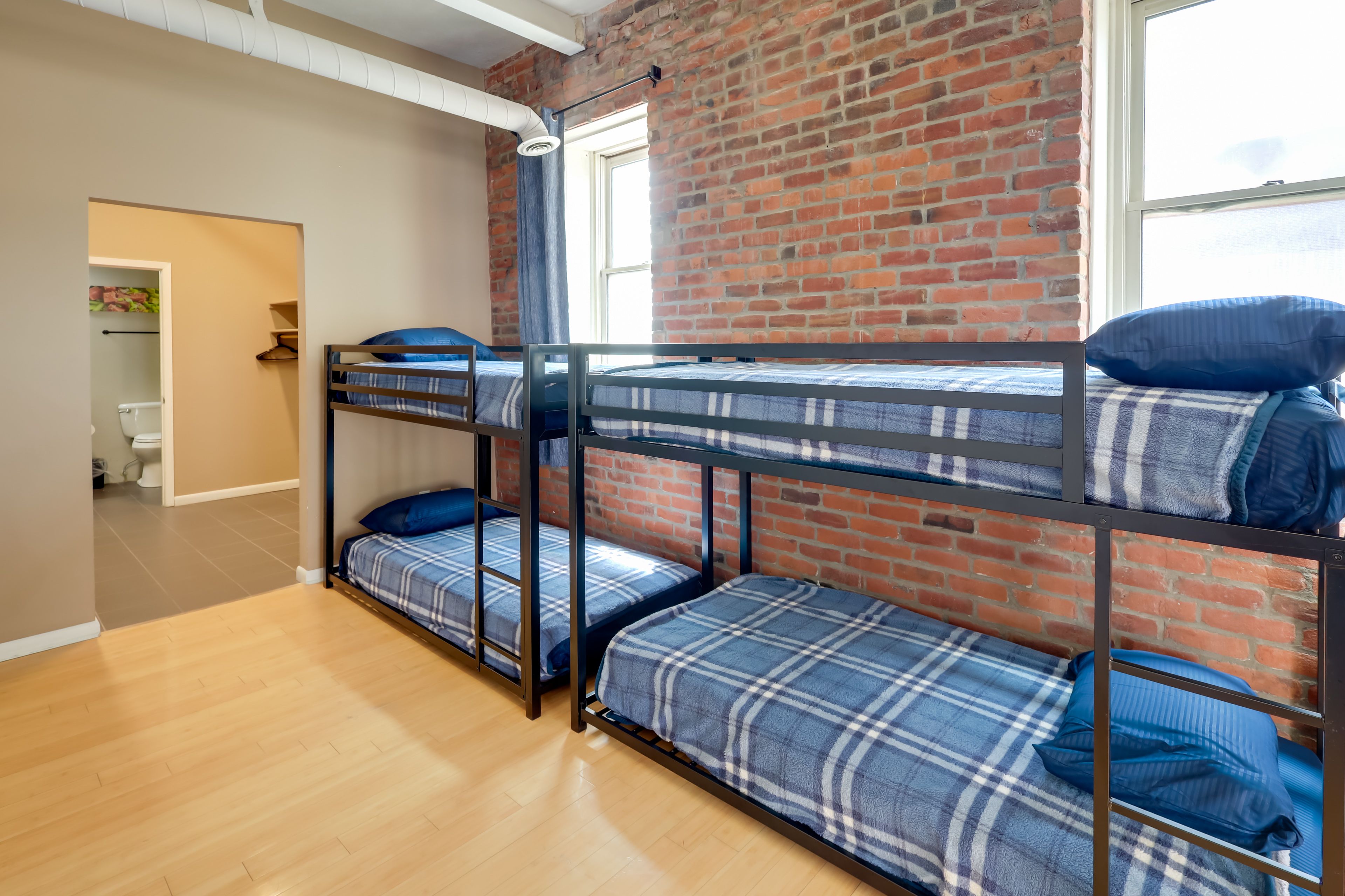 Bedroom | 2 Twin Bunk Beds