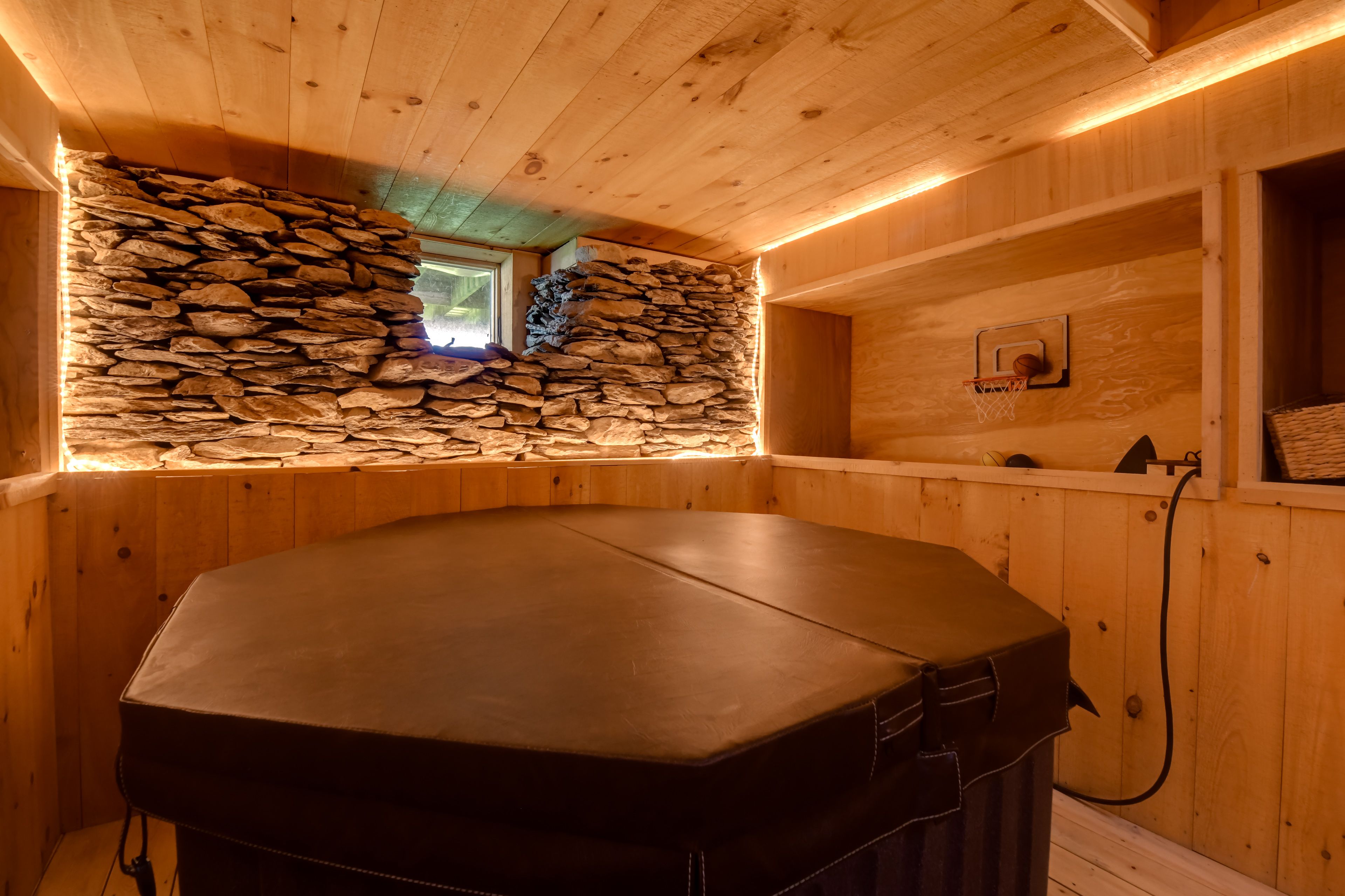 Indoor Hot Tub | Beverage Cooler | Basement