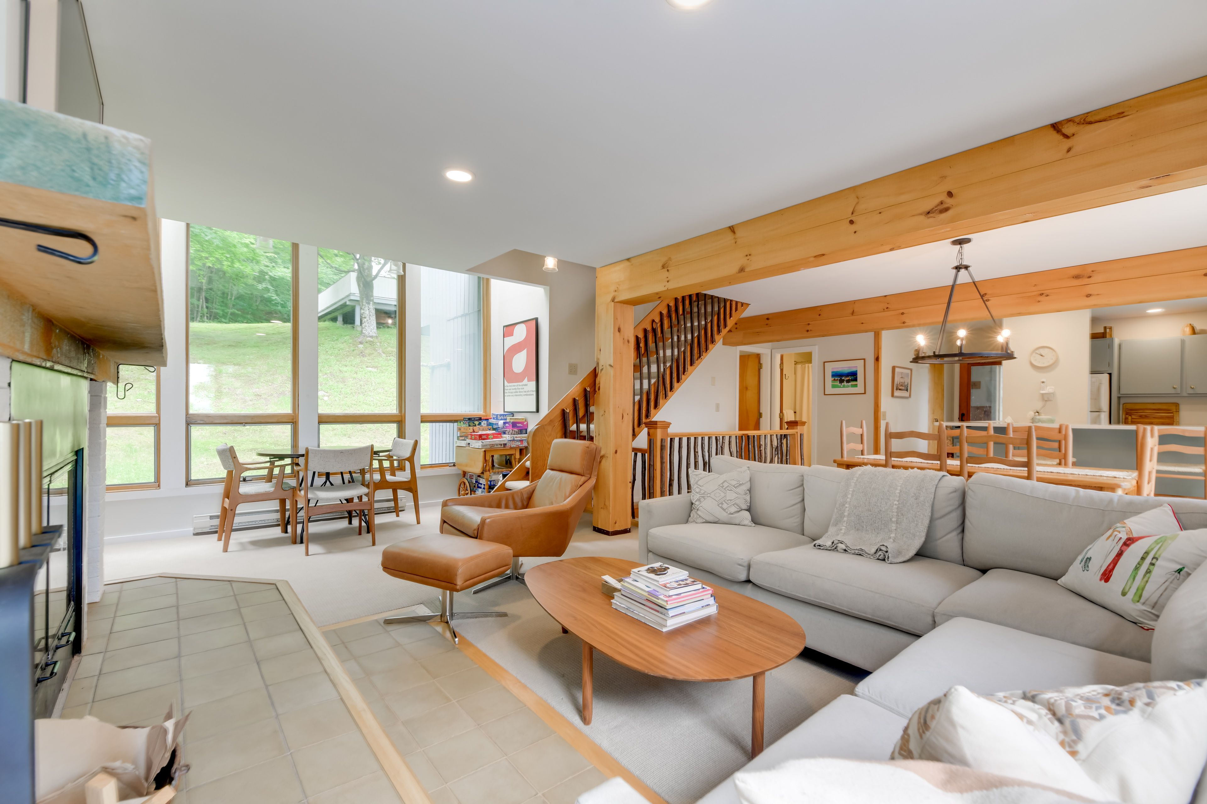 Warren Vacation Rental | 4BR | 4BA | 3 Steps Required | 2,000 Sq Ft