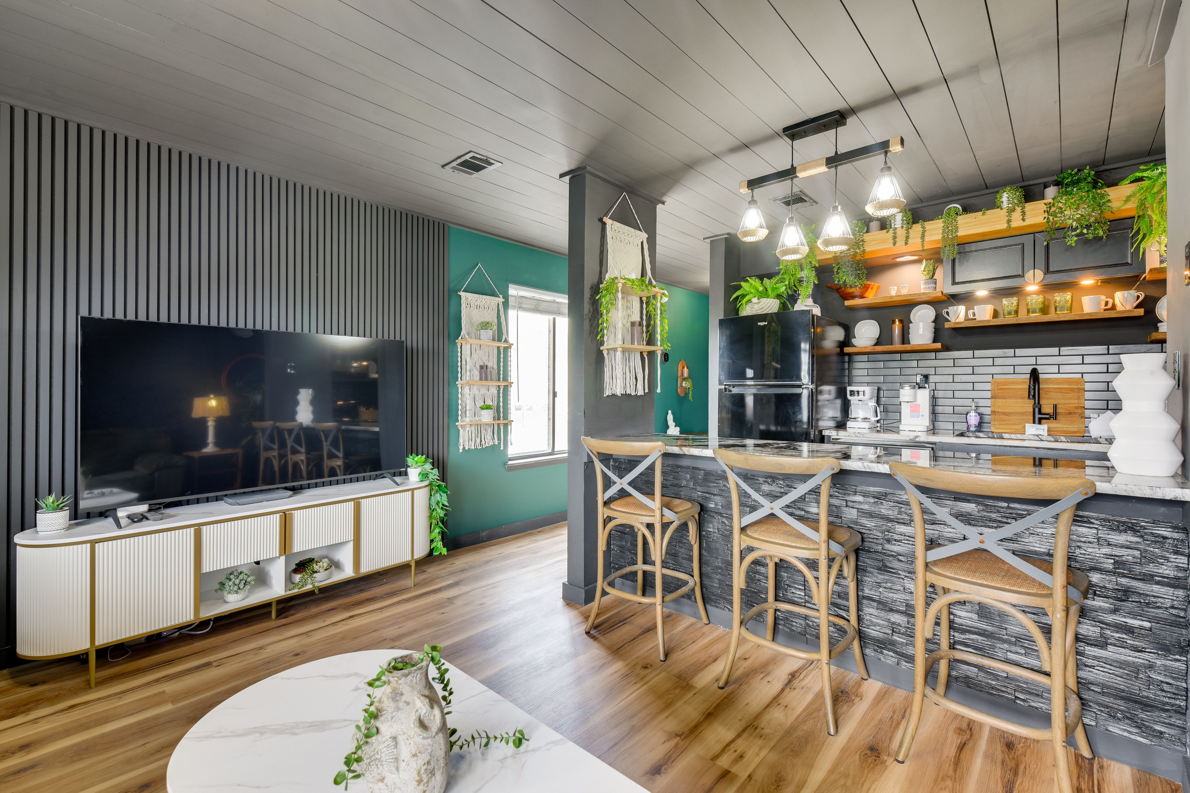 Kitchen | Drip & Keurig Coffee Makers | Dishwasher