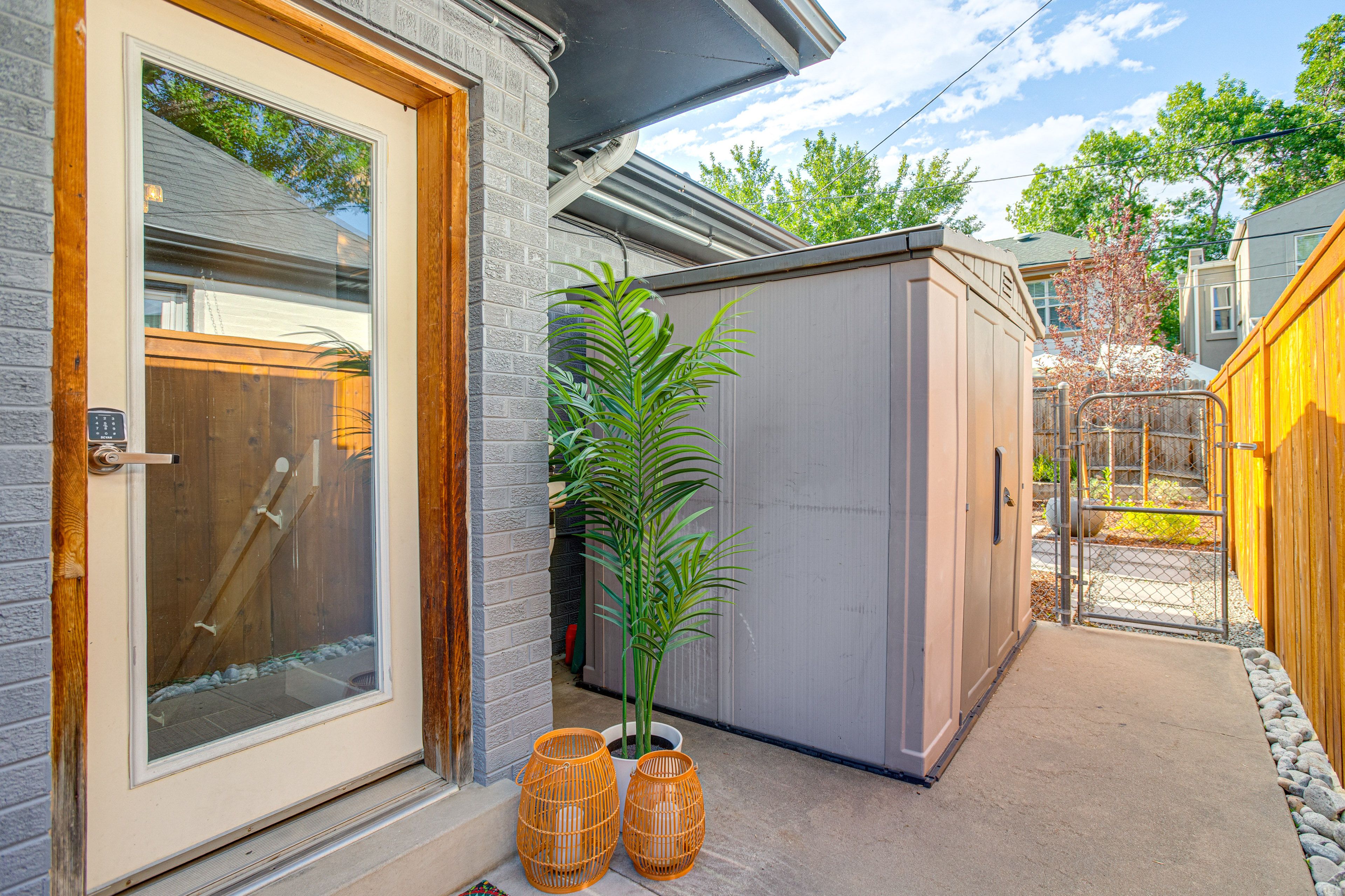 Exterior | Private Entrance