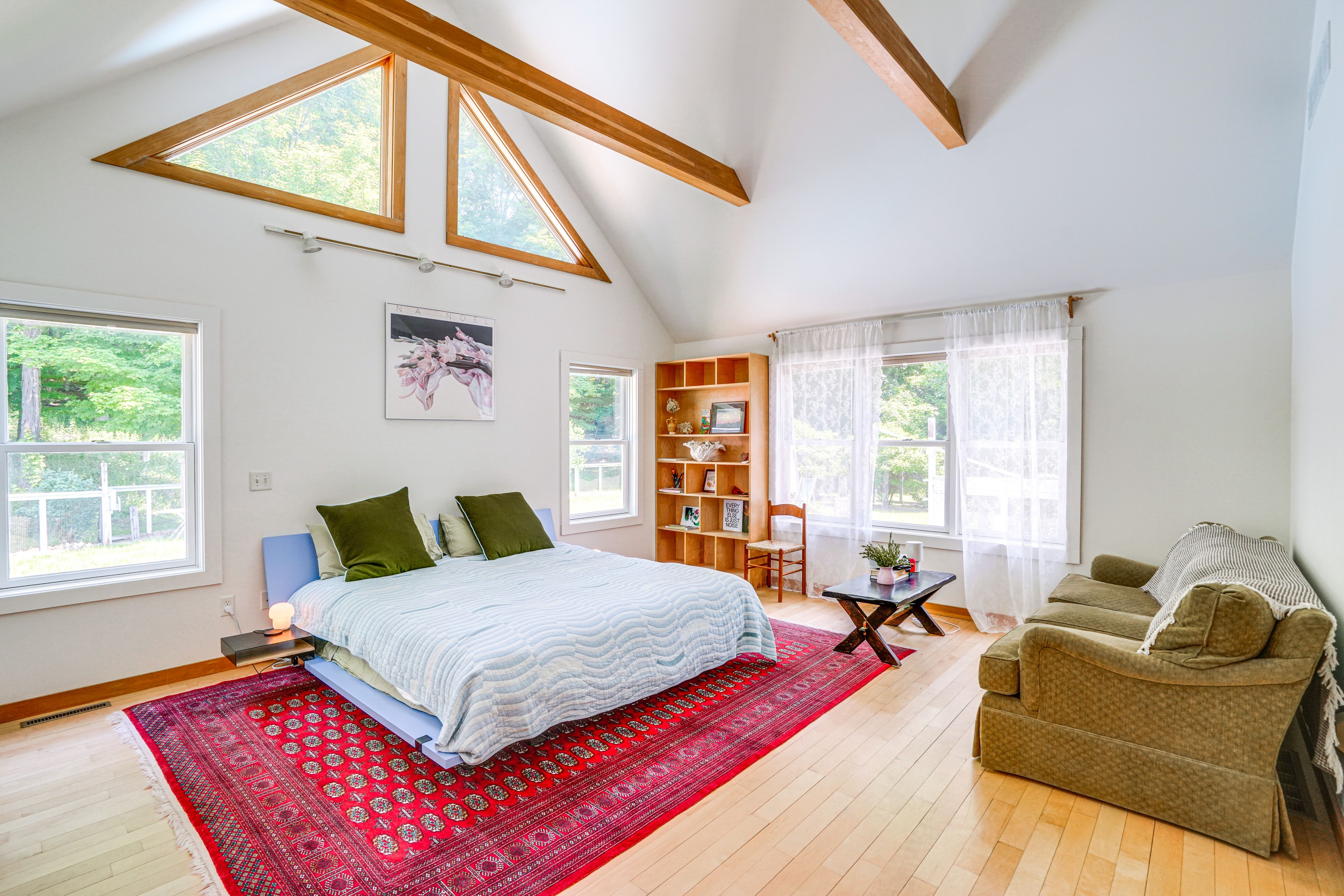 Bedroom 1 | King Bed | 1st Floor