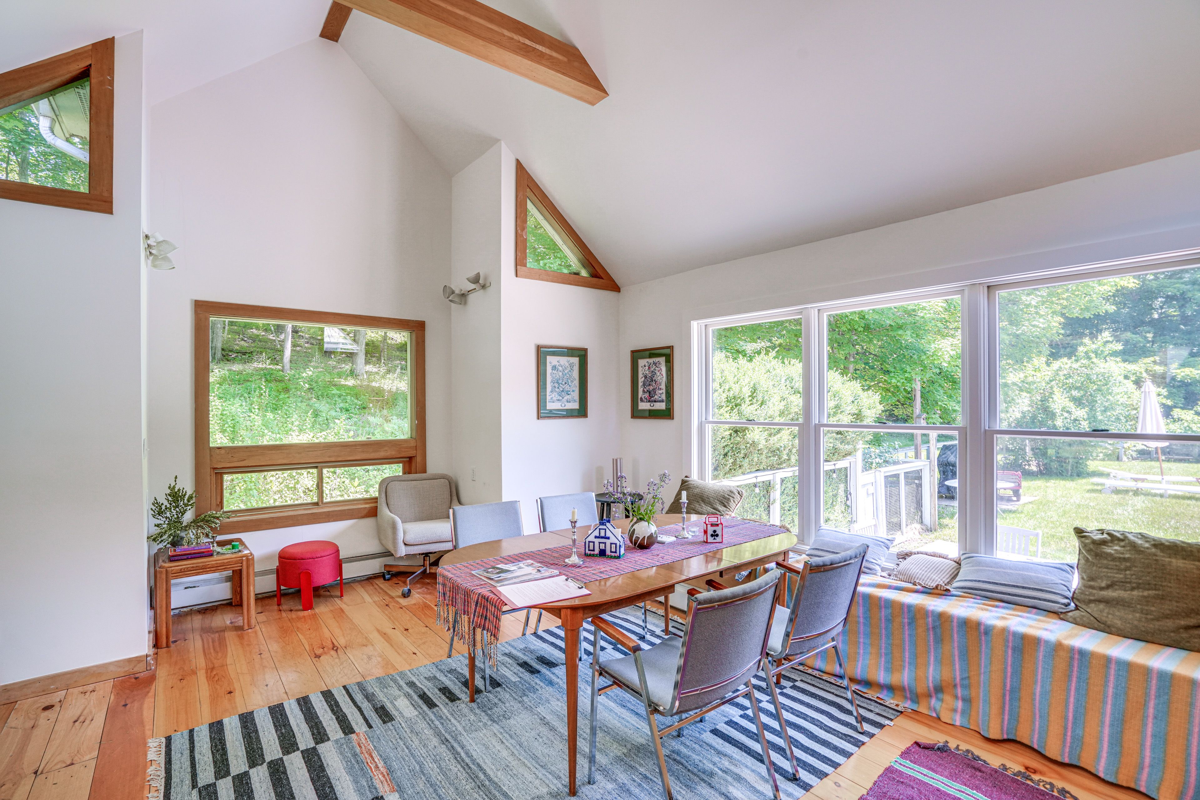 Dining Area | 1st Floor