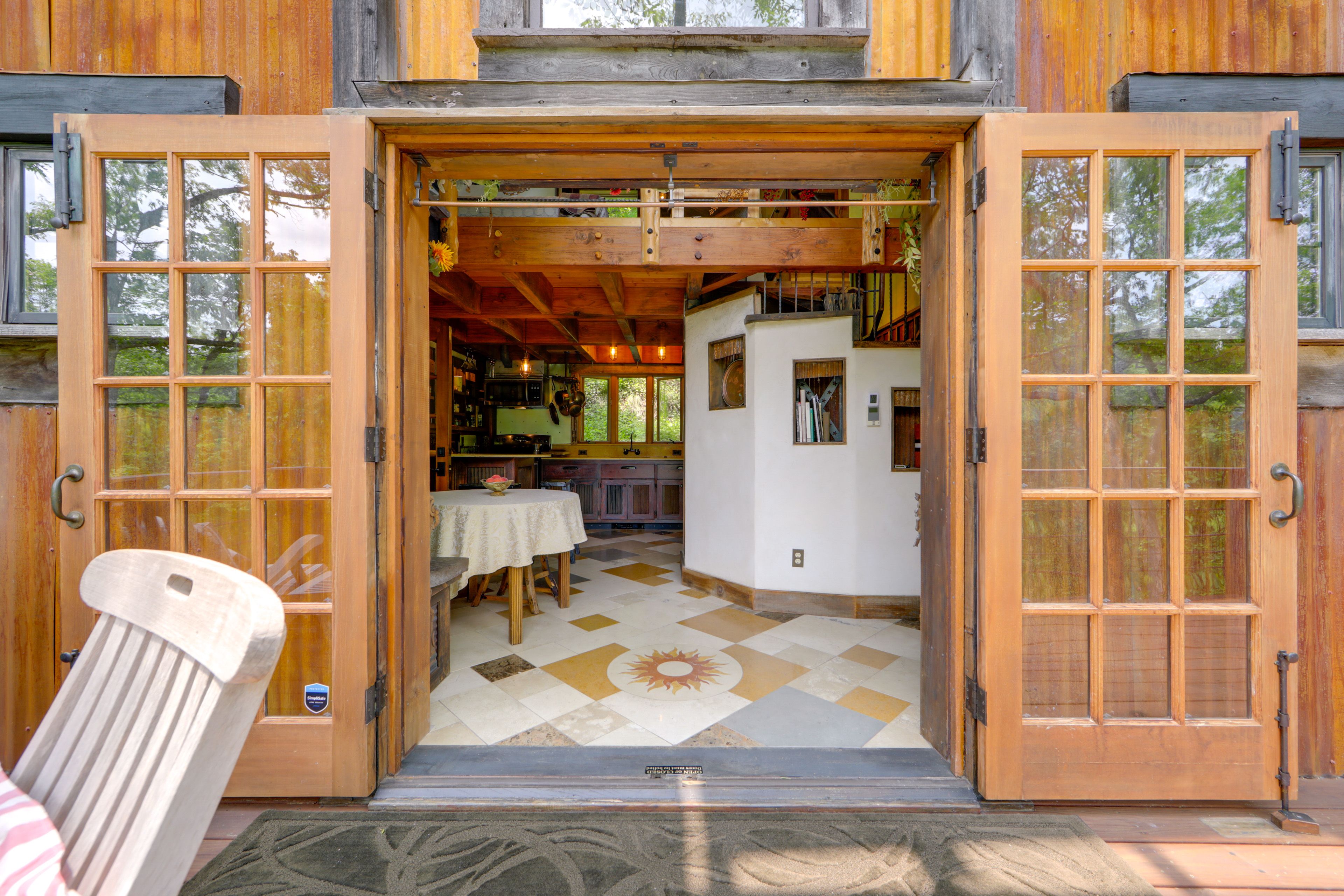 Private Deck