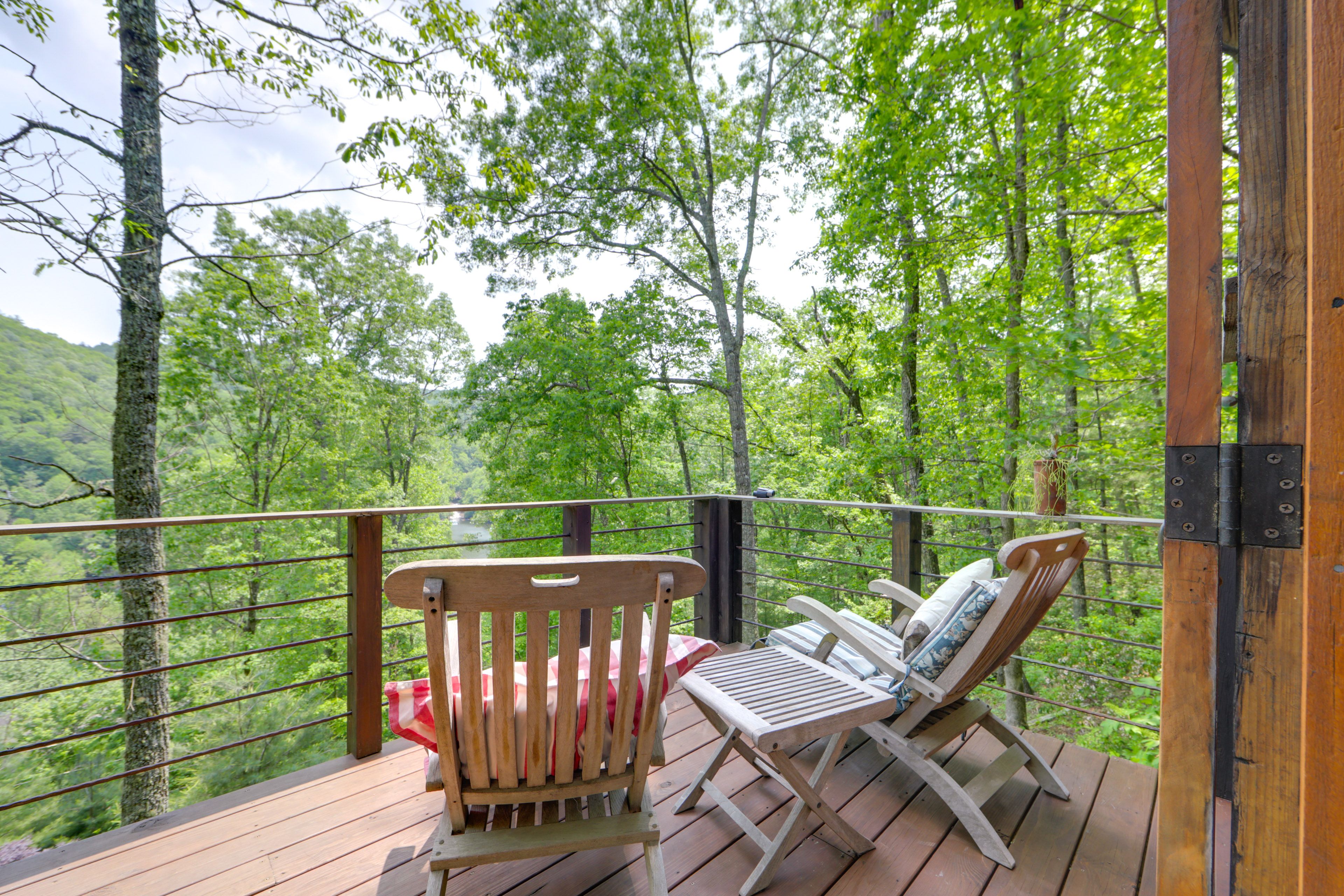 Cullowhee Vacation Rental | 1BR | 1.5BA | Stairs Required | 600 Sq Ft