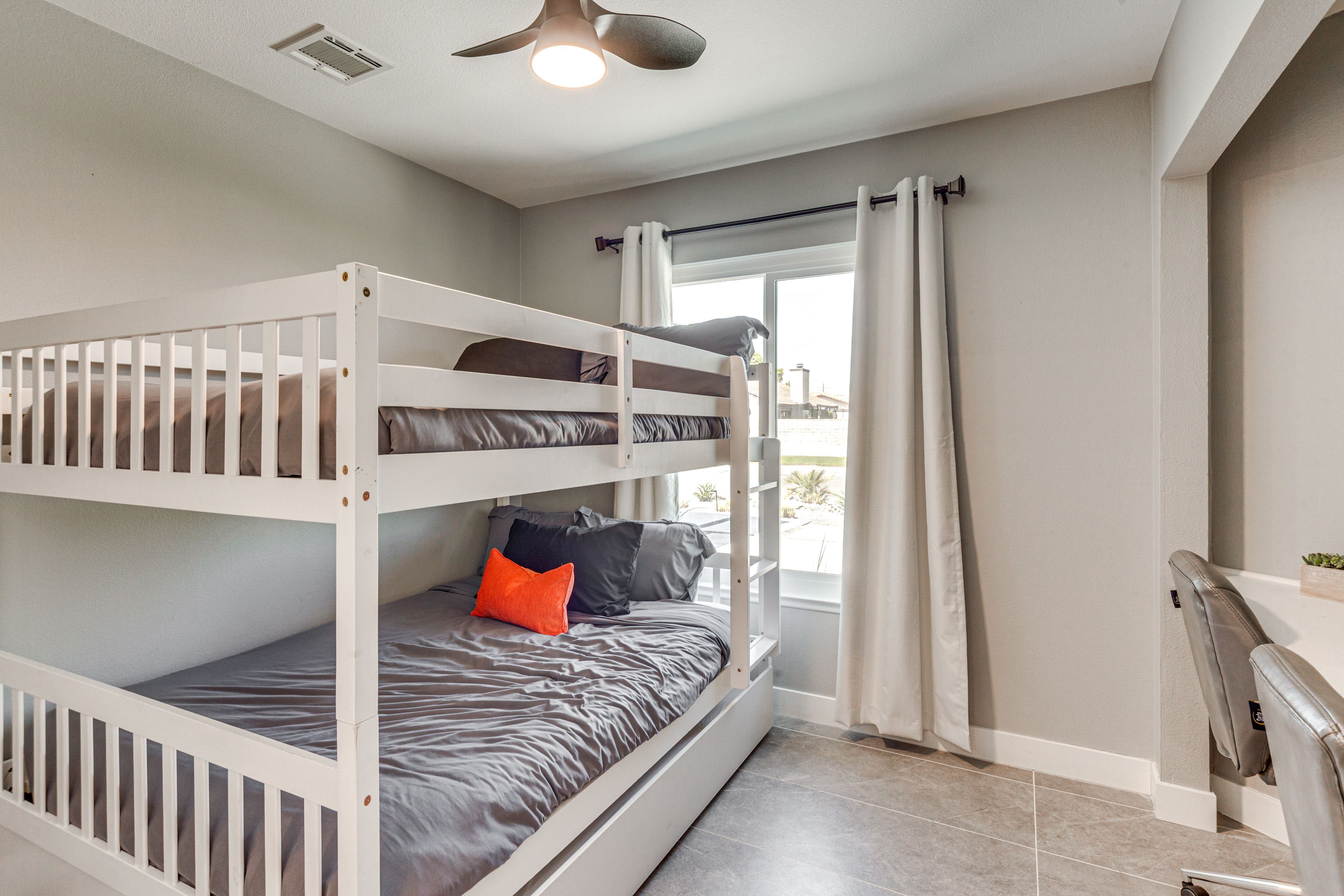Bedroom 3 | Queen Bunk Bed w/ Twin Trundle | Desk Workspace
