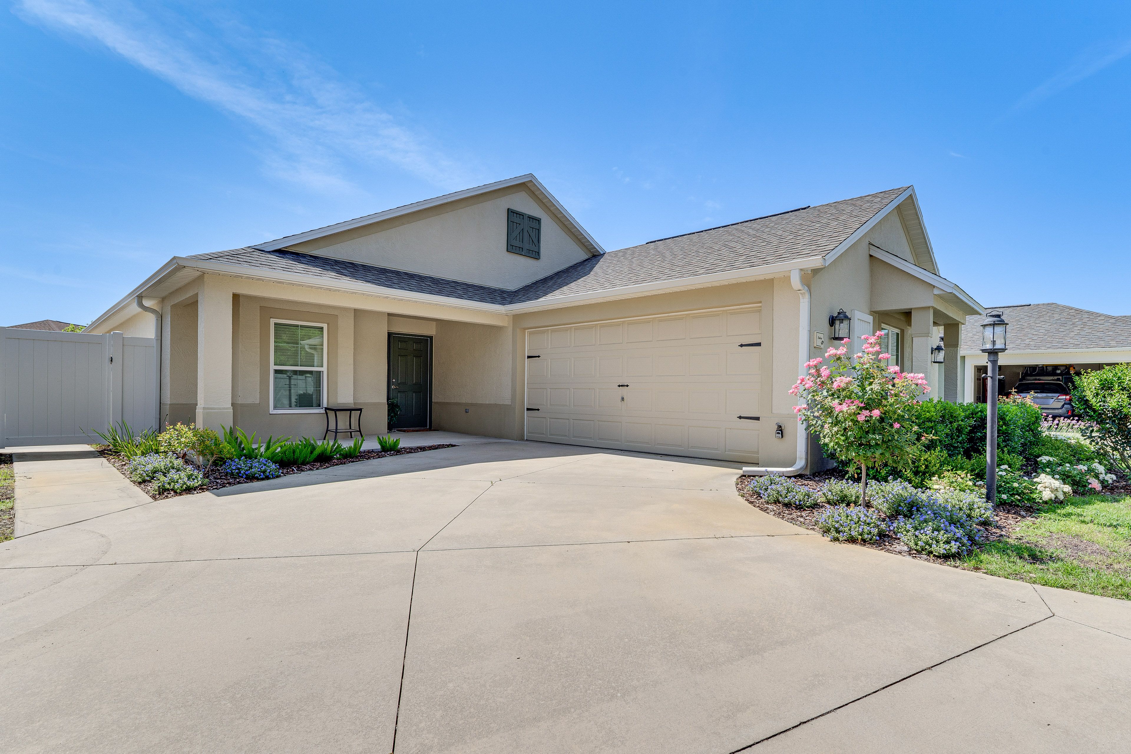 Property Exterior | Single-Story Home | Private Backyard