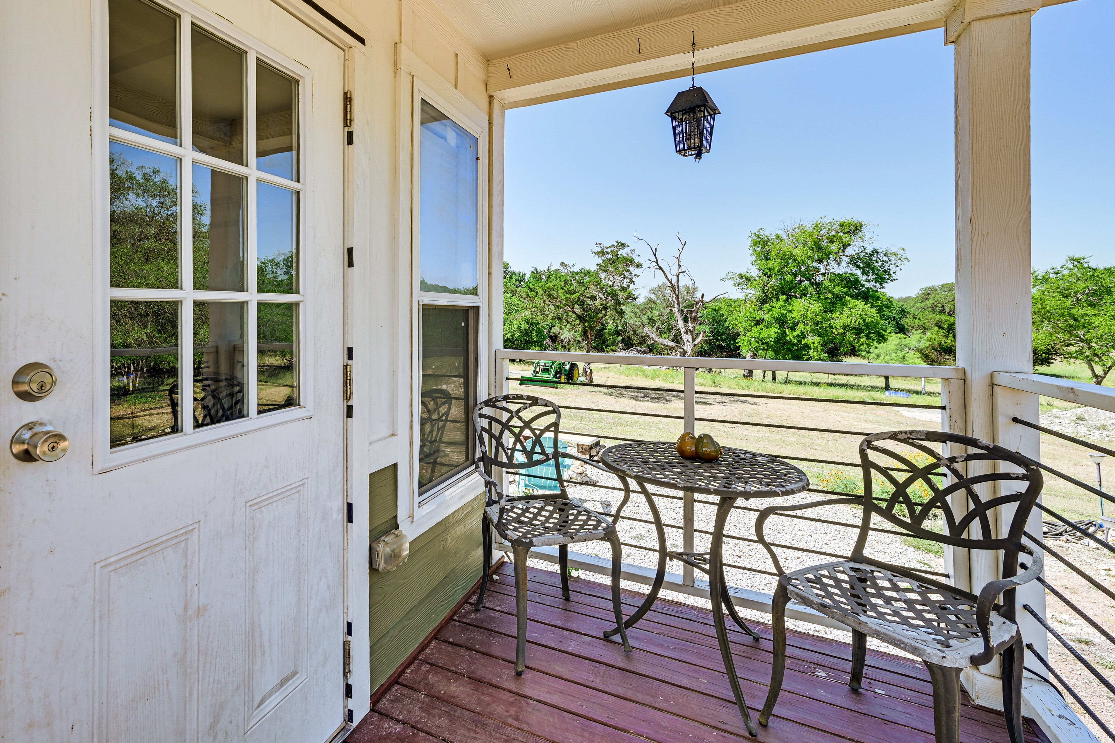 Kempner Vacation Rental | 1BR | 1BA | 800 Sq Ft | 5 Steps to Enter