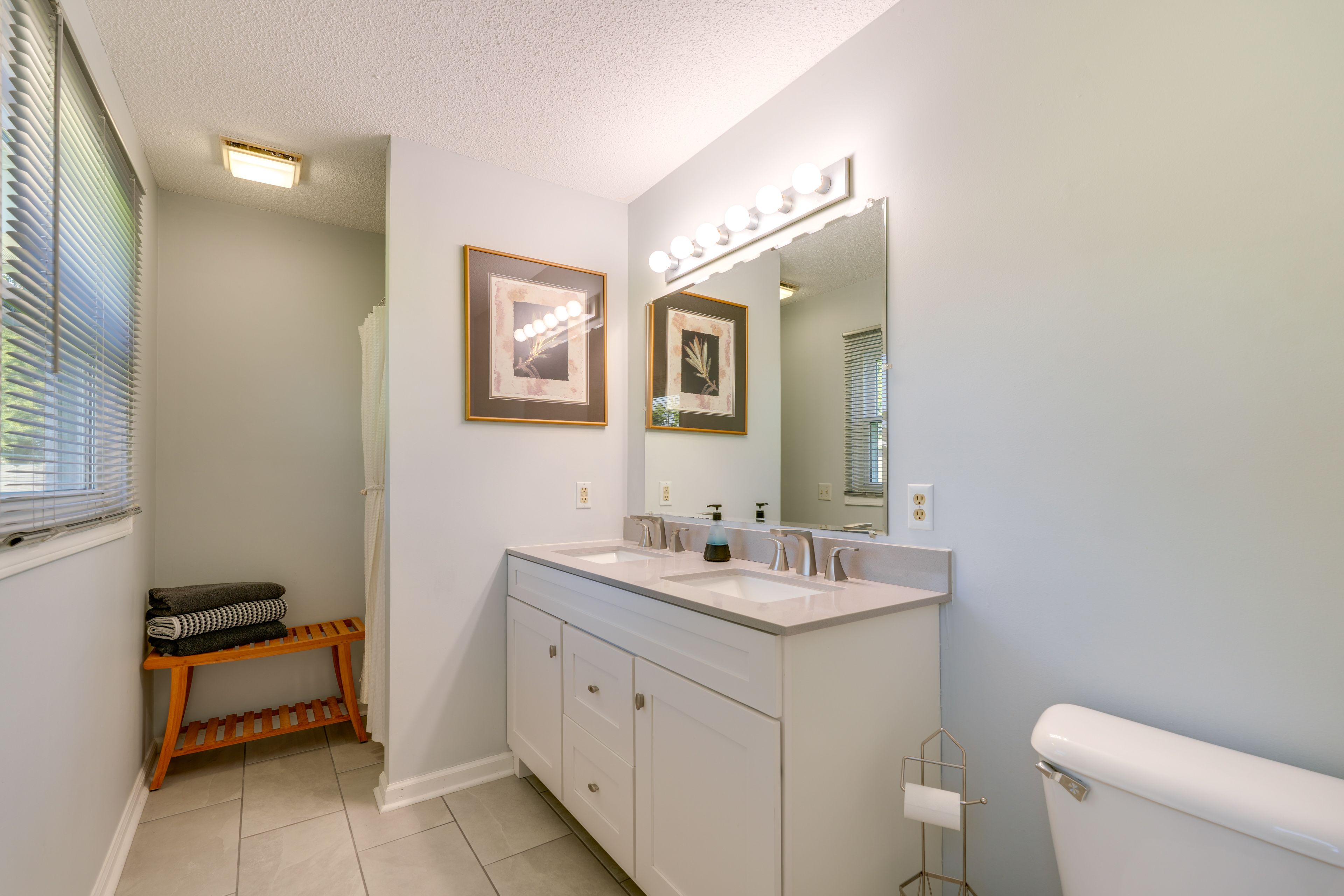 En-Suite Bath