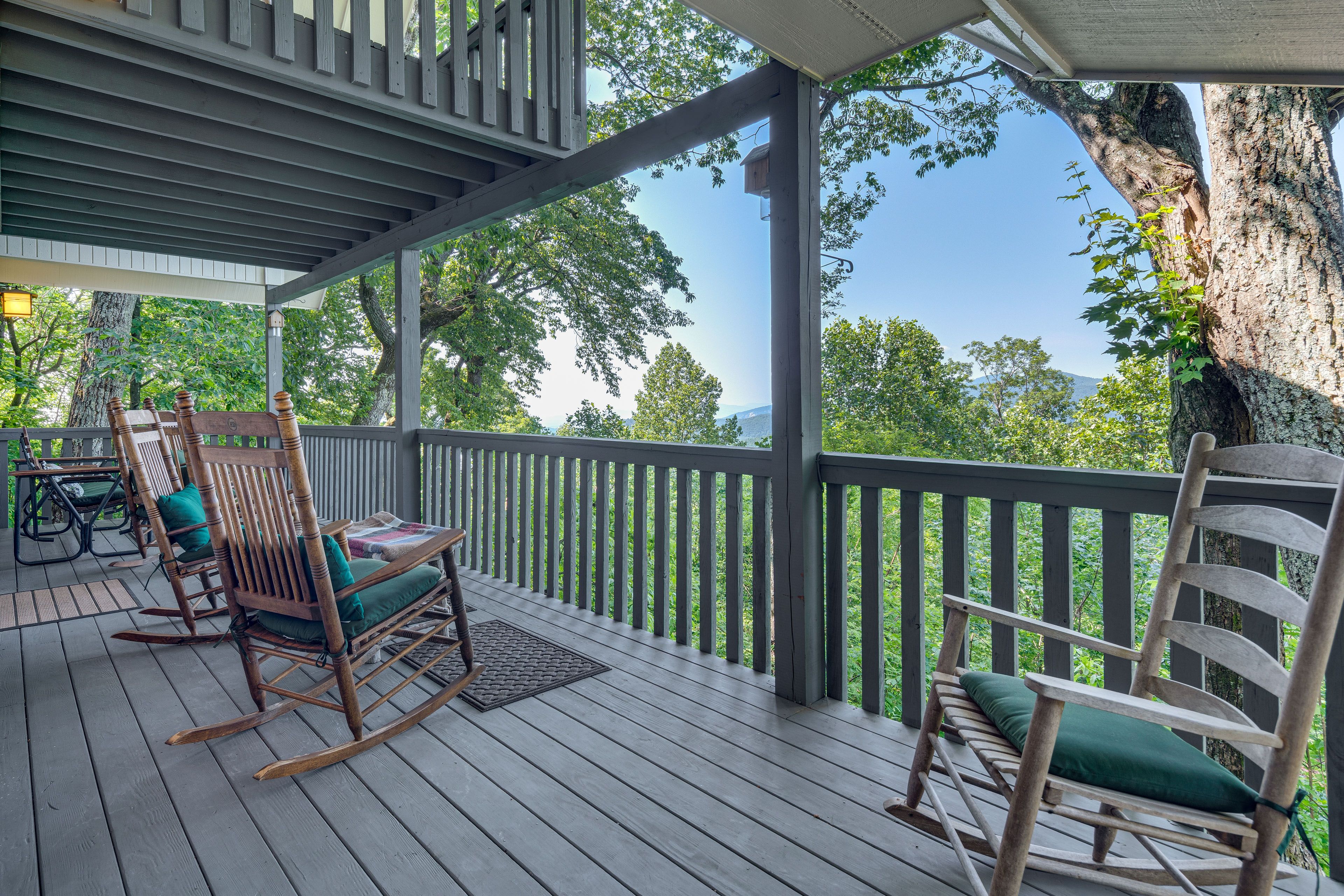 1st-Floor Deck