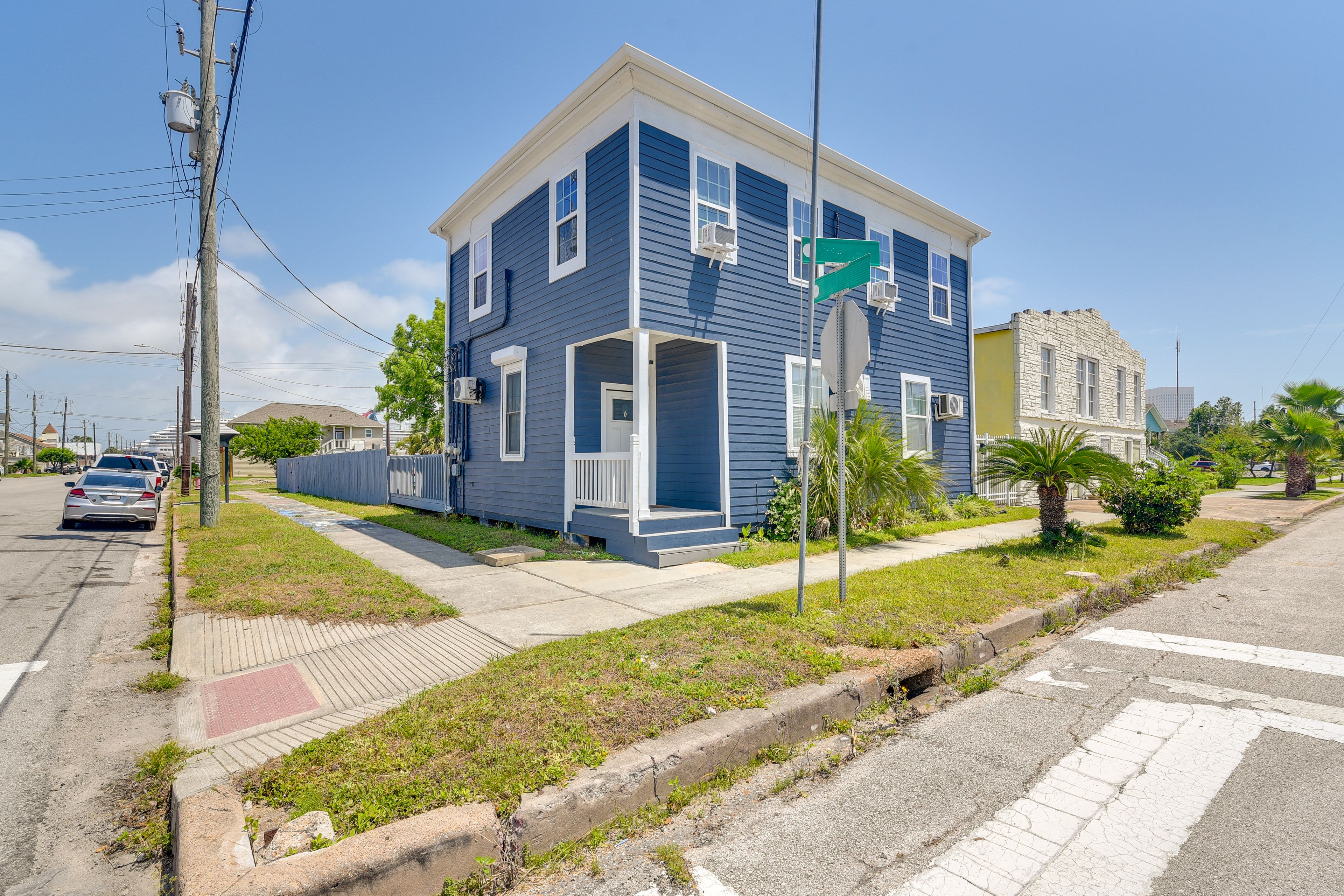 Full Exterior